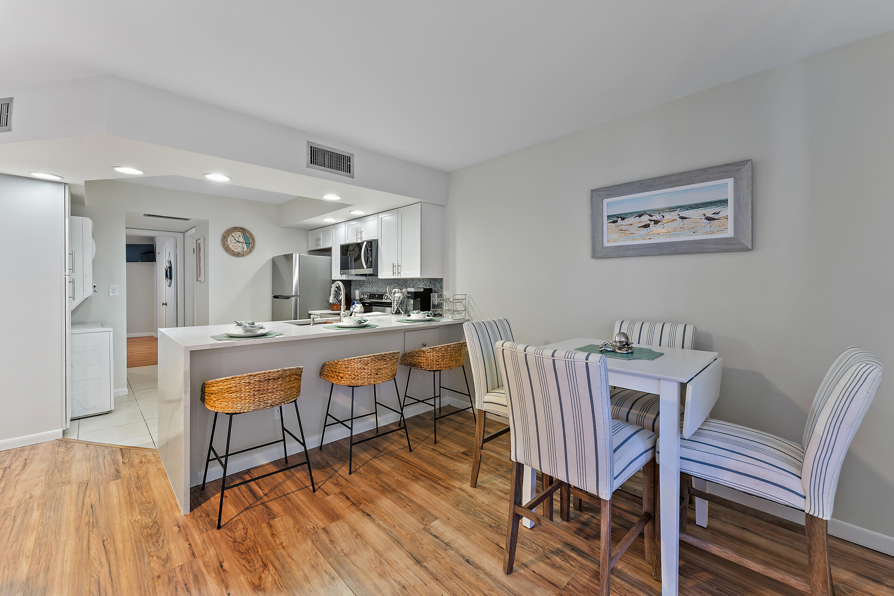 1605 S US #V6-104, Jupiter FL 33477