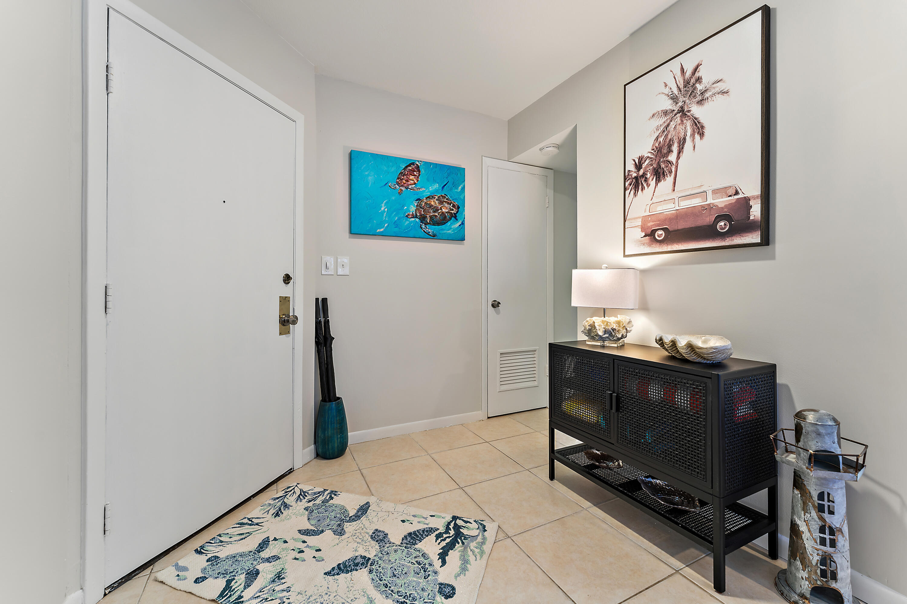 1605 S US #V6-104, Jupiter FL 33477