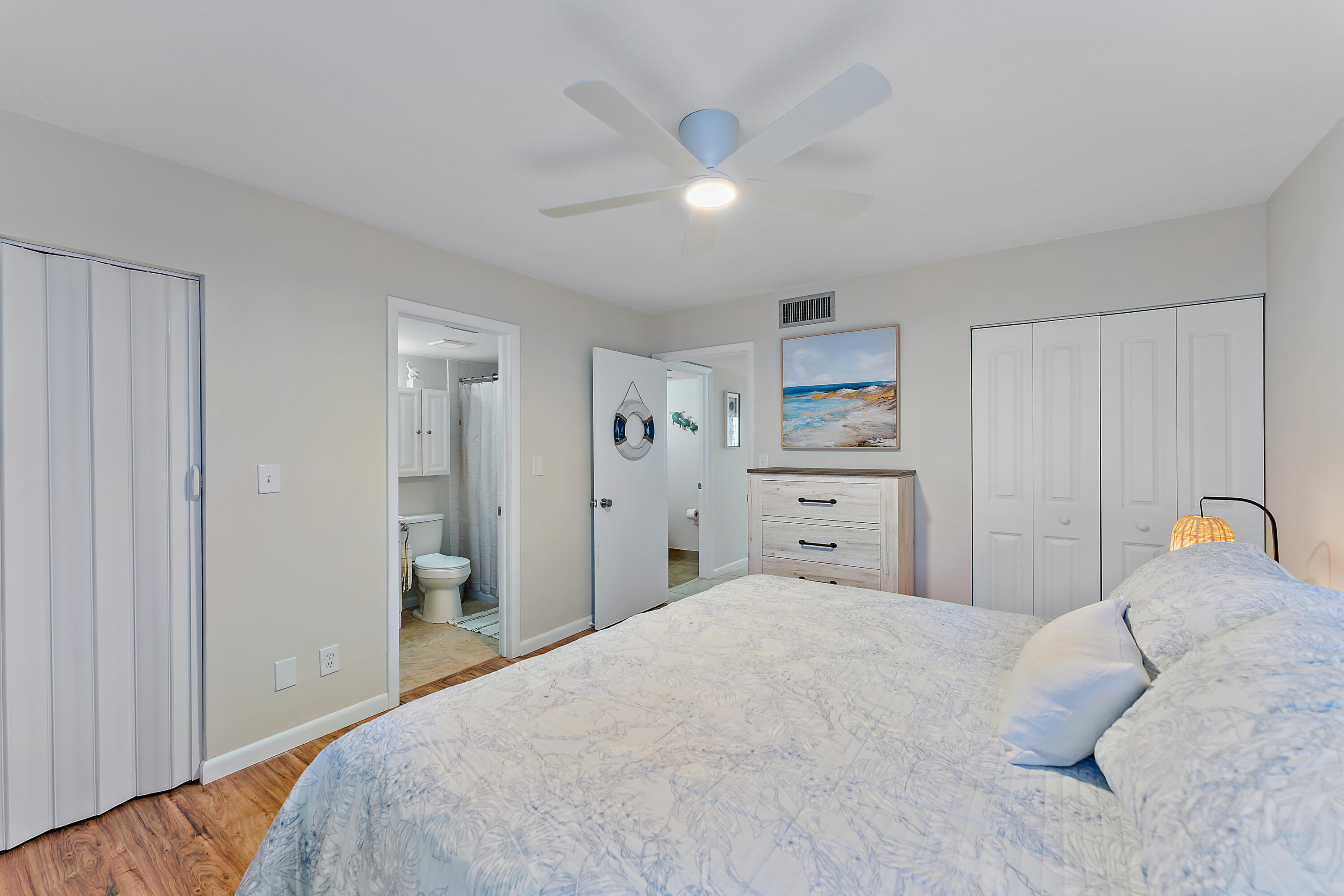 1605 S US #V6-104, Jupiter FL 33477