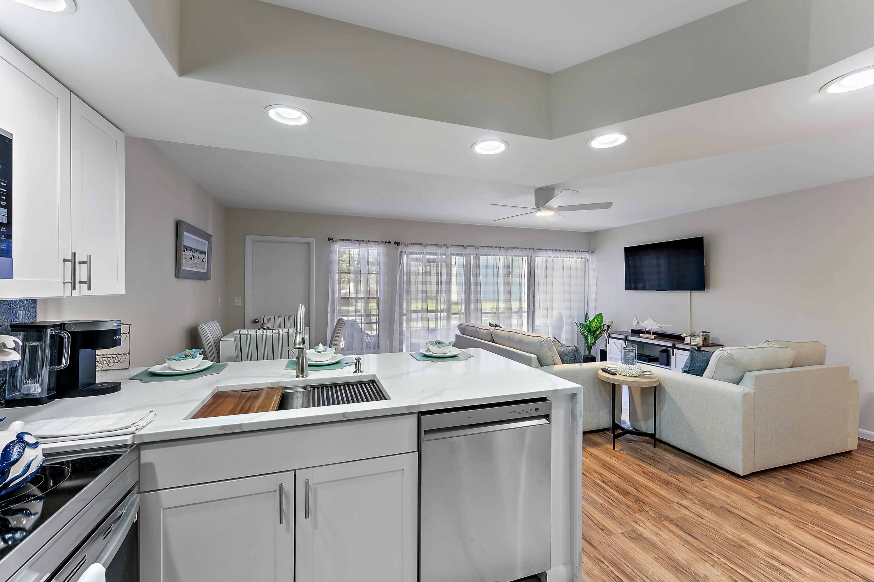 1605 S US #V6-104, Jupiter FL 33477