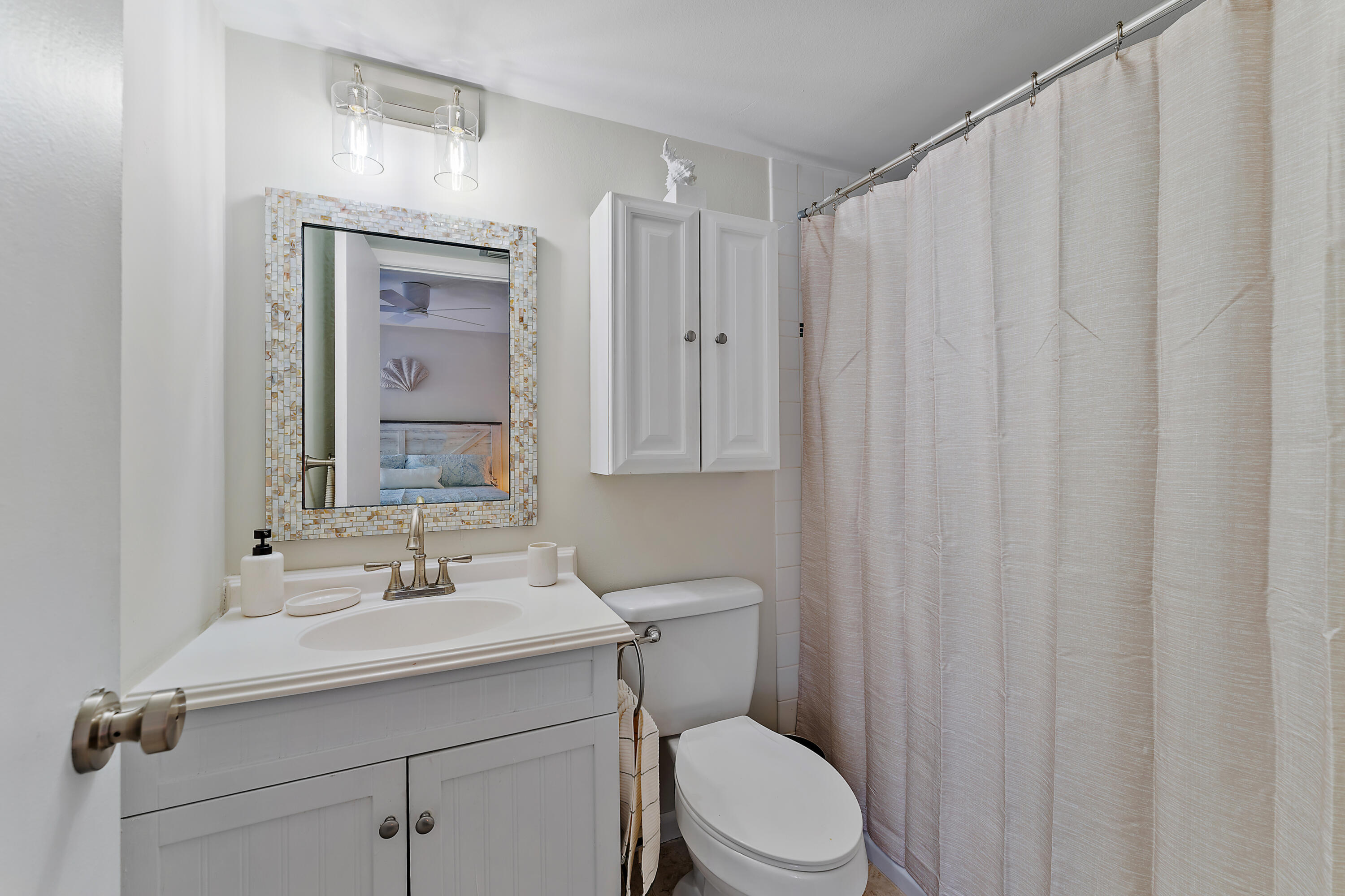 1605 S US #V6-104, Jupiter FL 33477