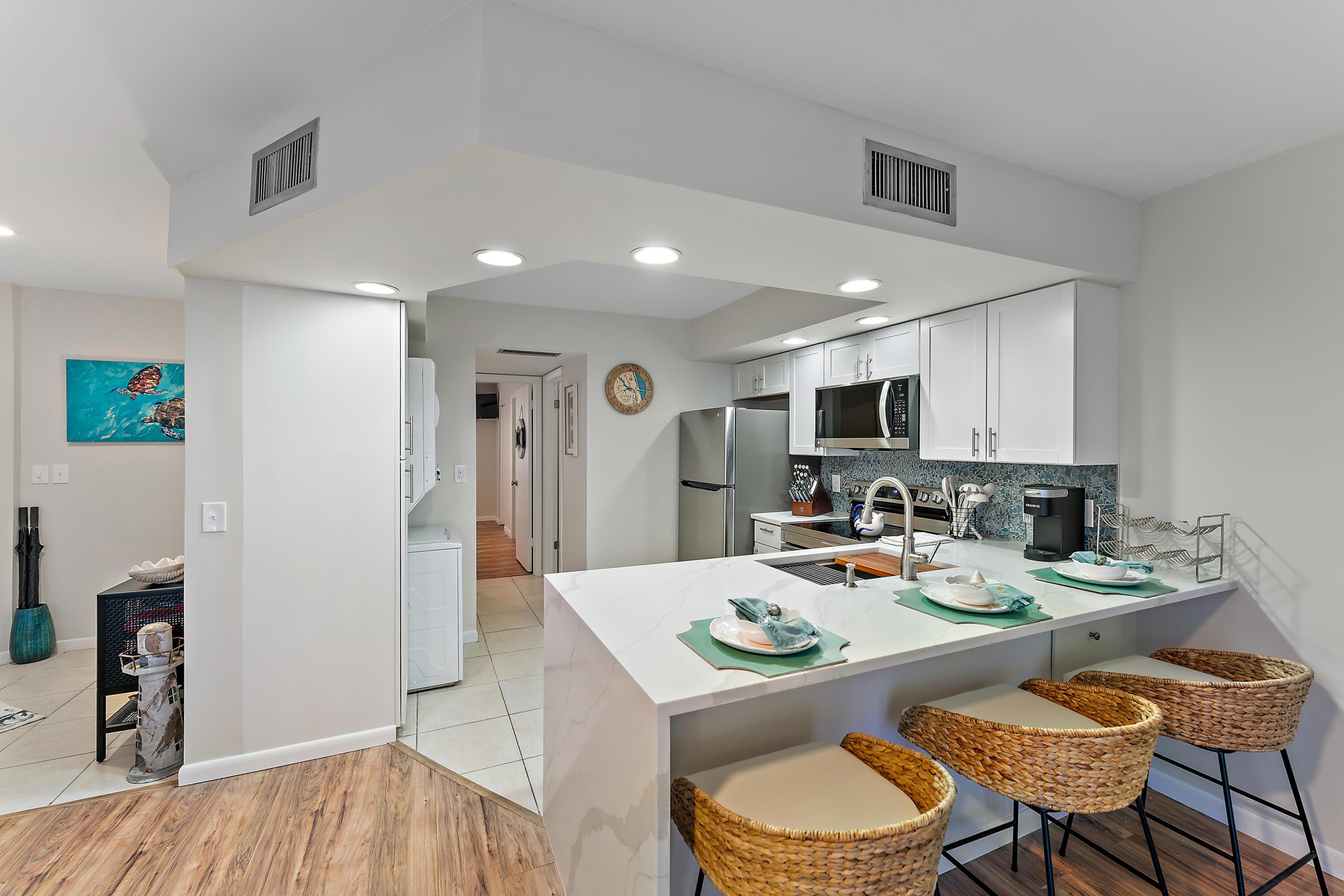 1605 S US #V6-104, Jupiter FL 33477