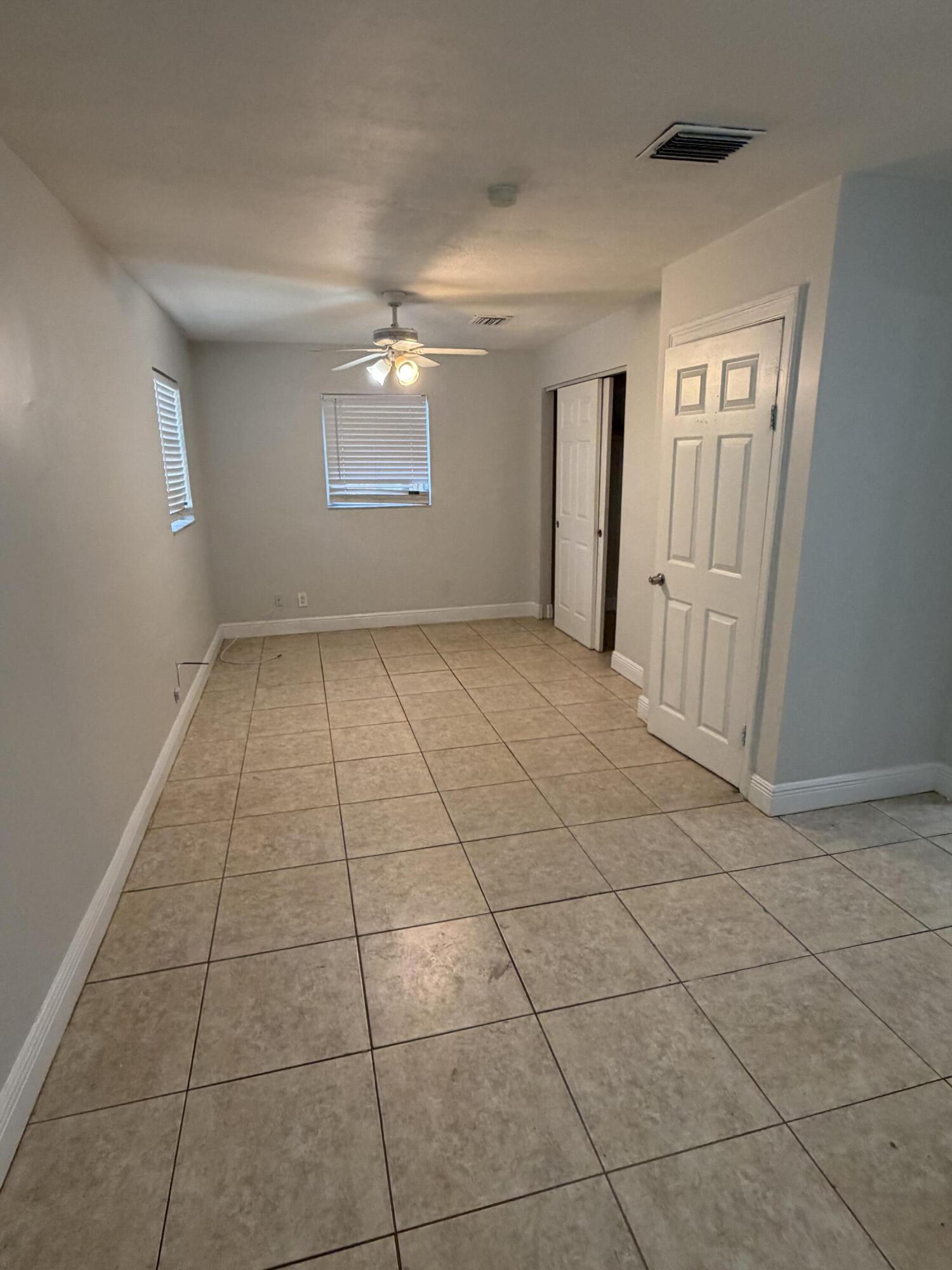 5572 SW 6th, Margate FL 33068