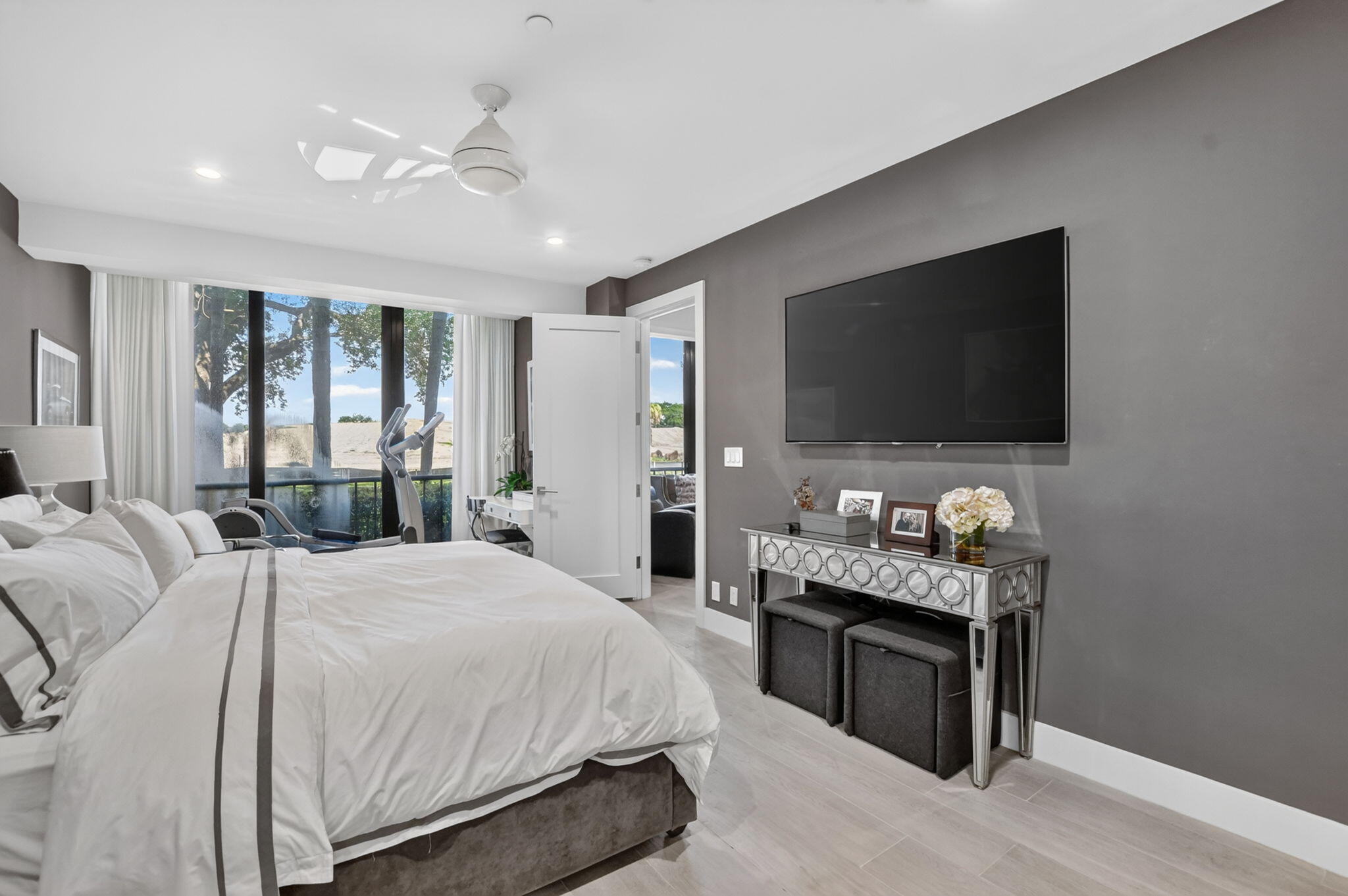 7847 Lakeside #1015, Boca Raton FL 33434