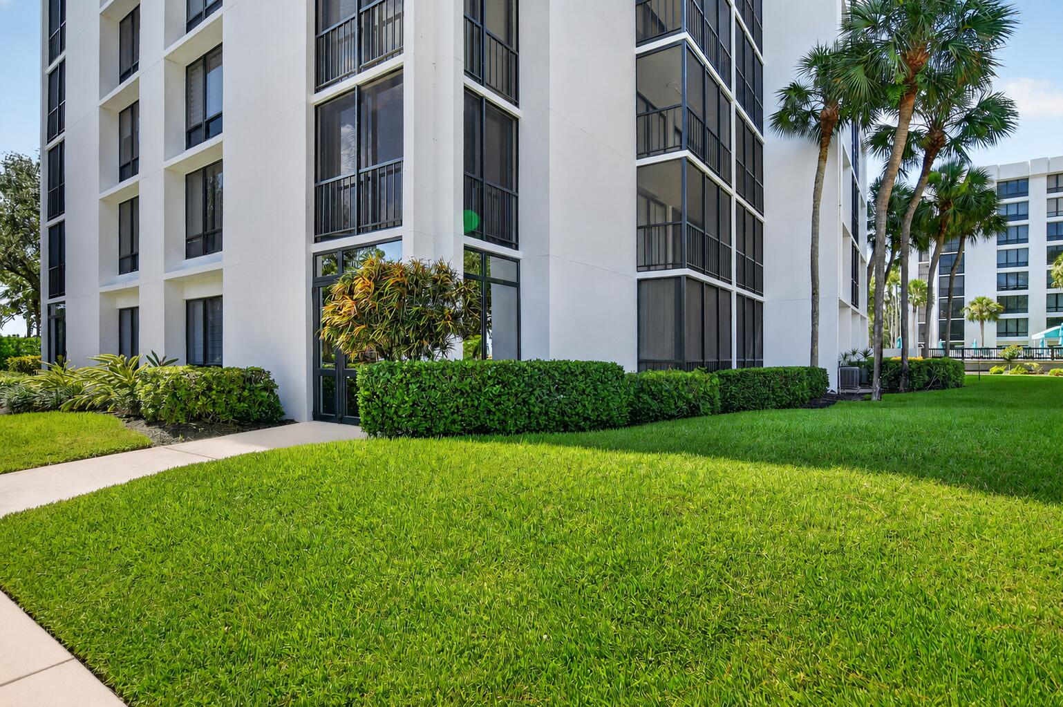 7847 Lakeside #1015, Boca Raton FL 33434