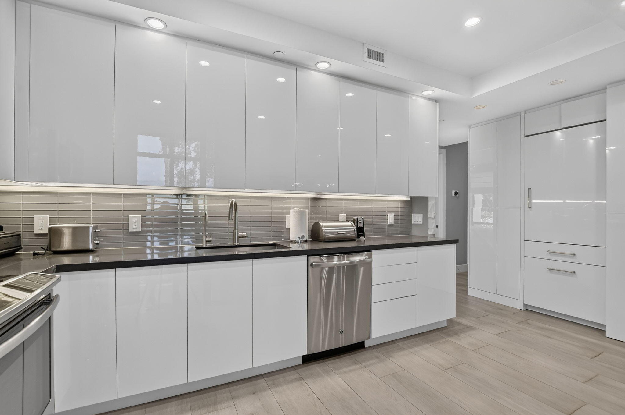 7847 Lakeside #1015, Boca Raton FL 33434