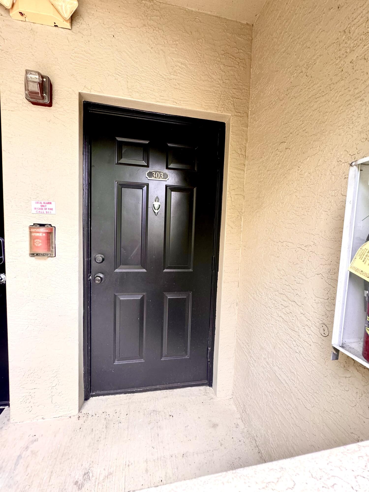 5840 W SAMPLE #303, Coral Springs FL 33067