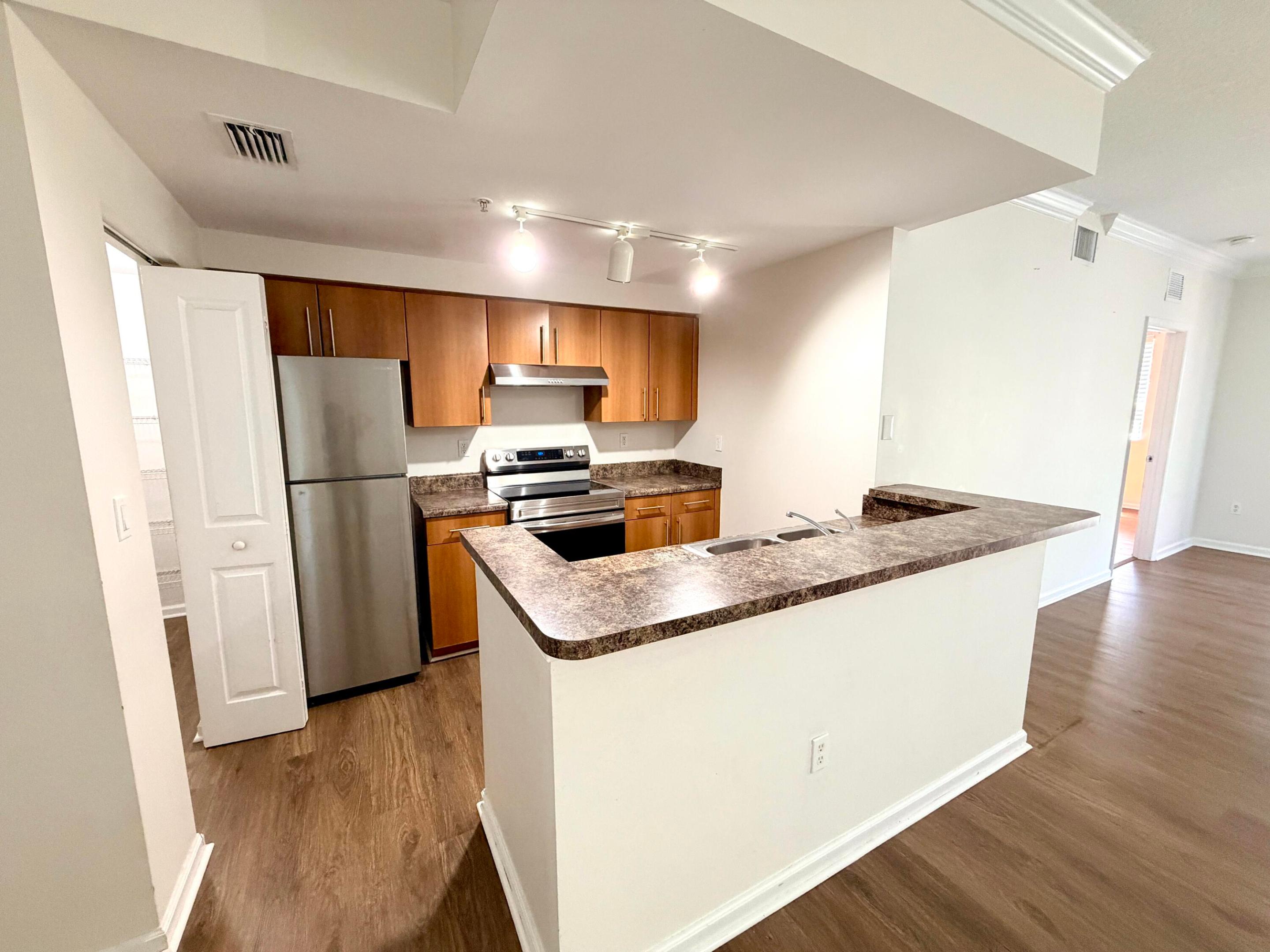5840 W SAMPLE #303, Coral Springs FL 33067