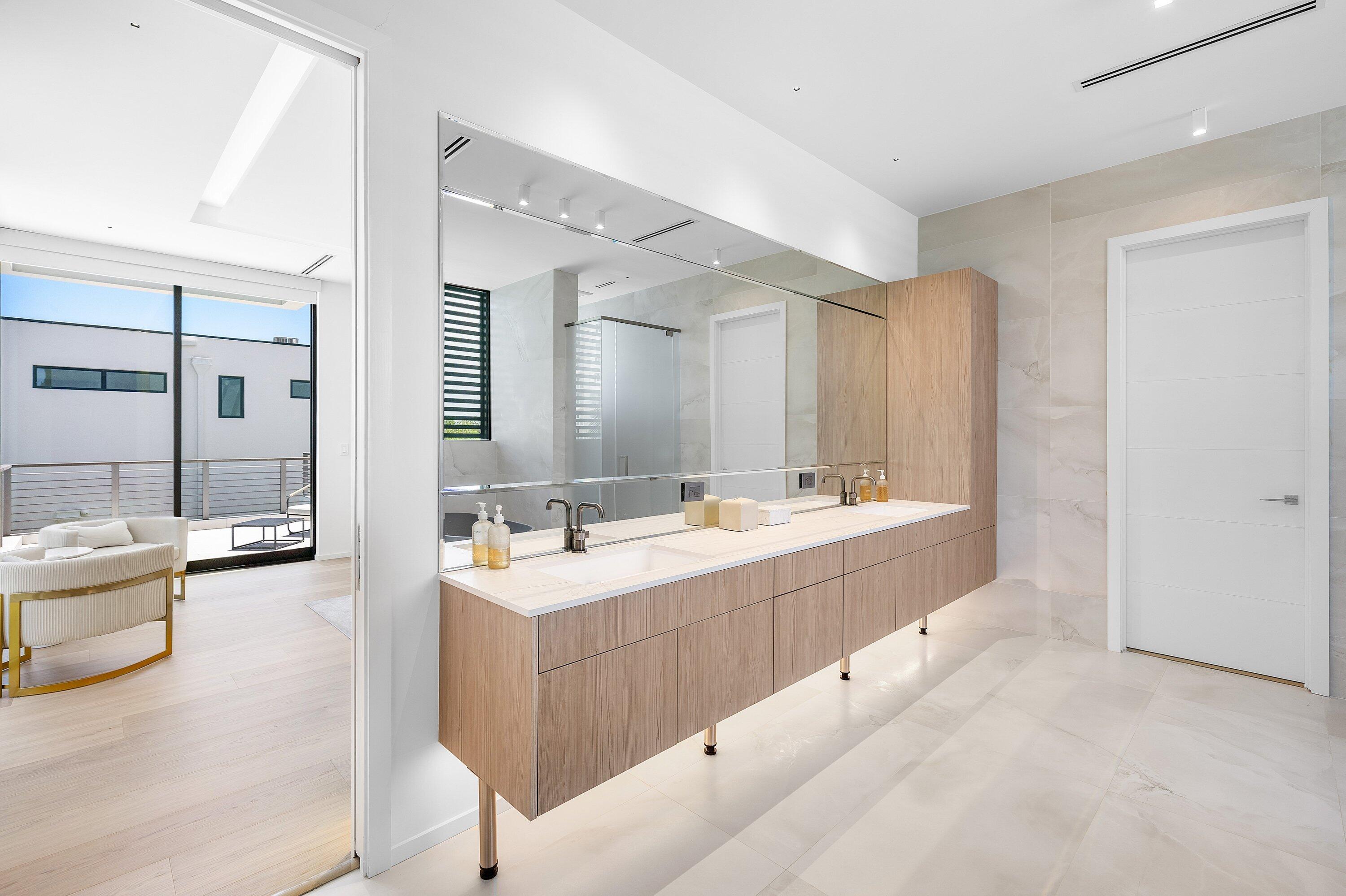 1650 E Terra Mar, Lauderdale By The Sea FL 33062