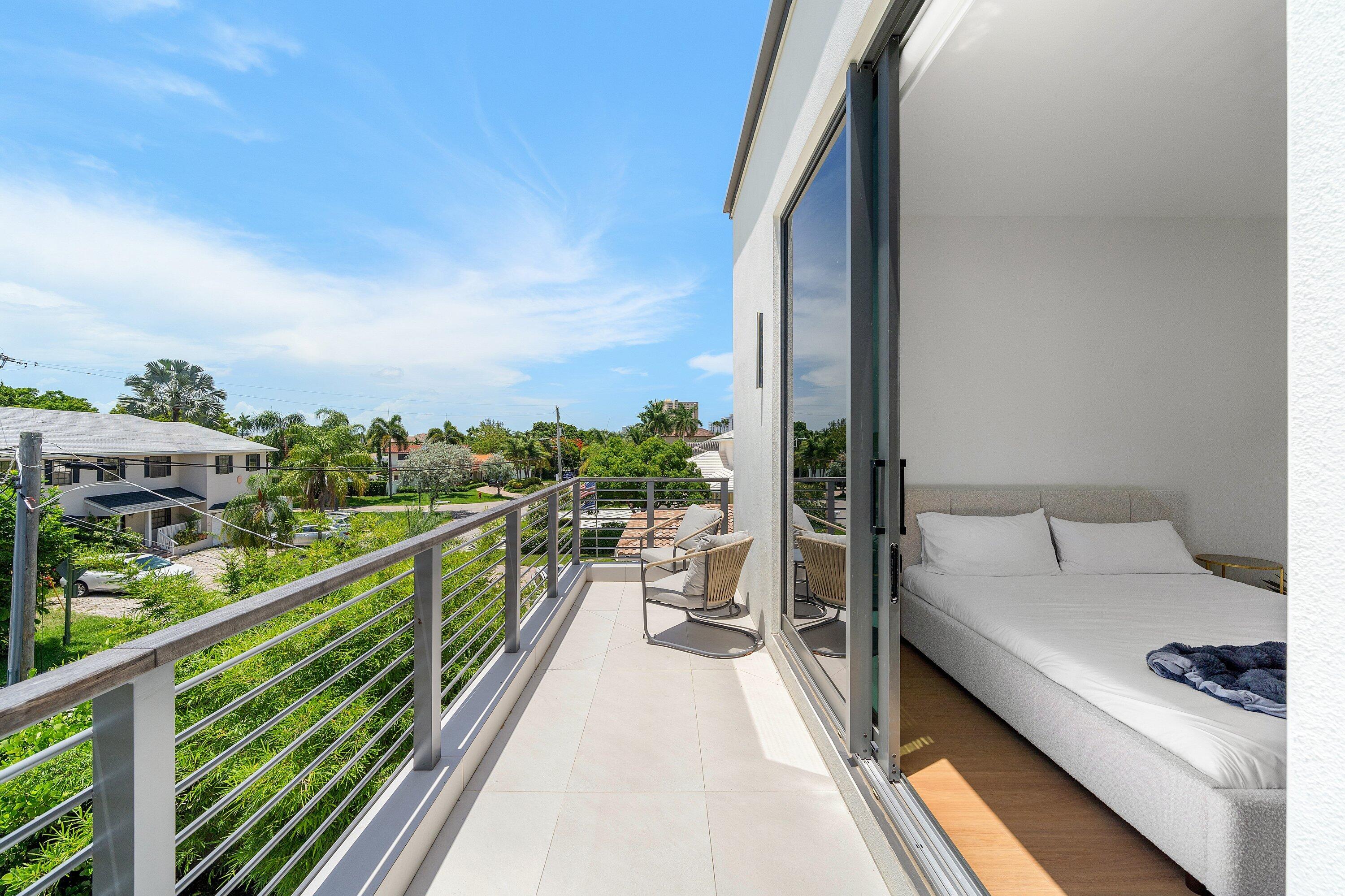 1650 E Terra Mar, Lauderdale By The Sea FL 33062