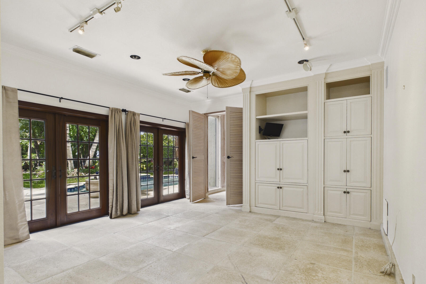 107 FLAGLER PROMENADE, West Palm Beach FL 33405