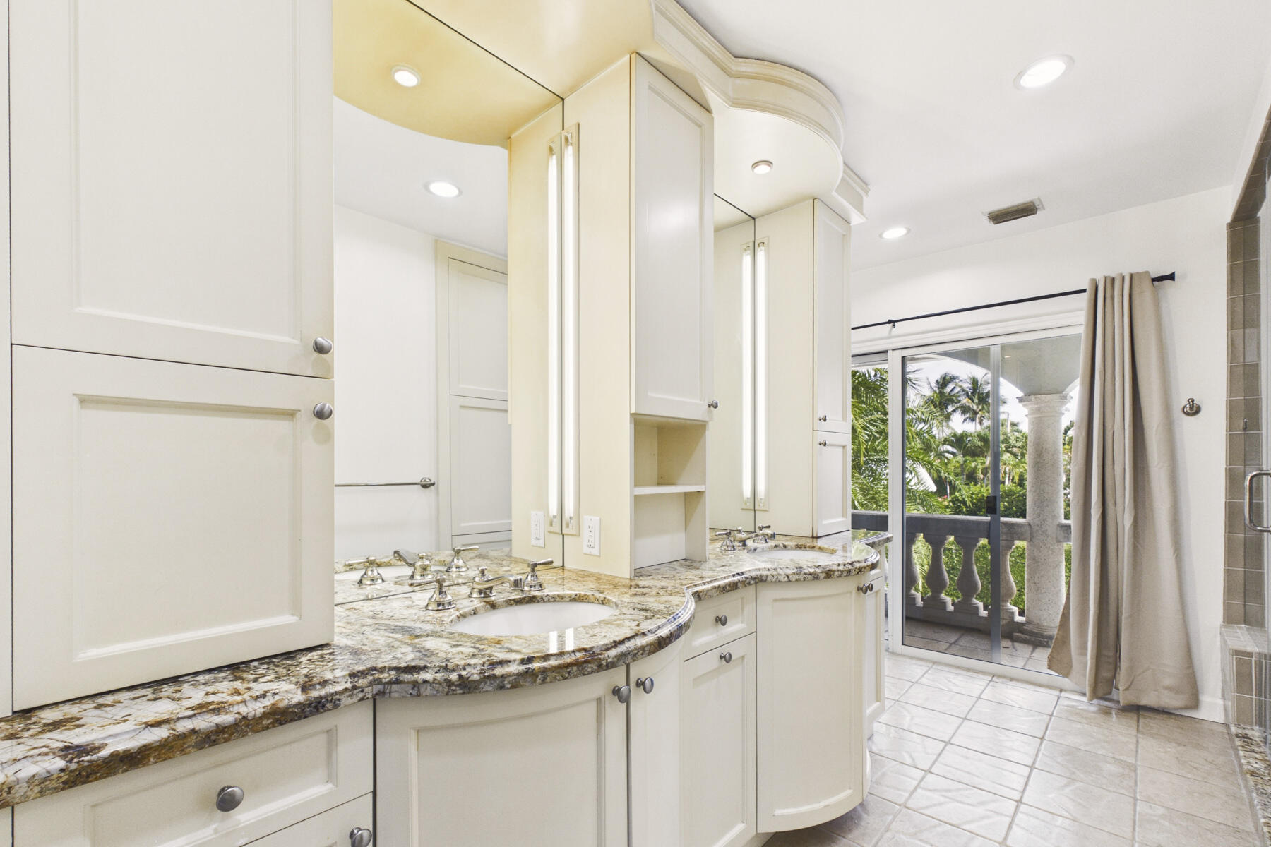 107 FLAGLER PROMENADE, West Palm Beach FL 33405