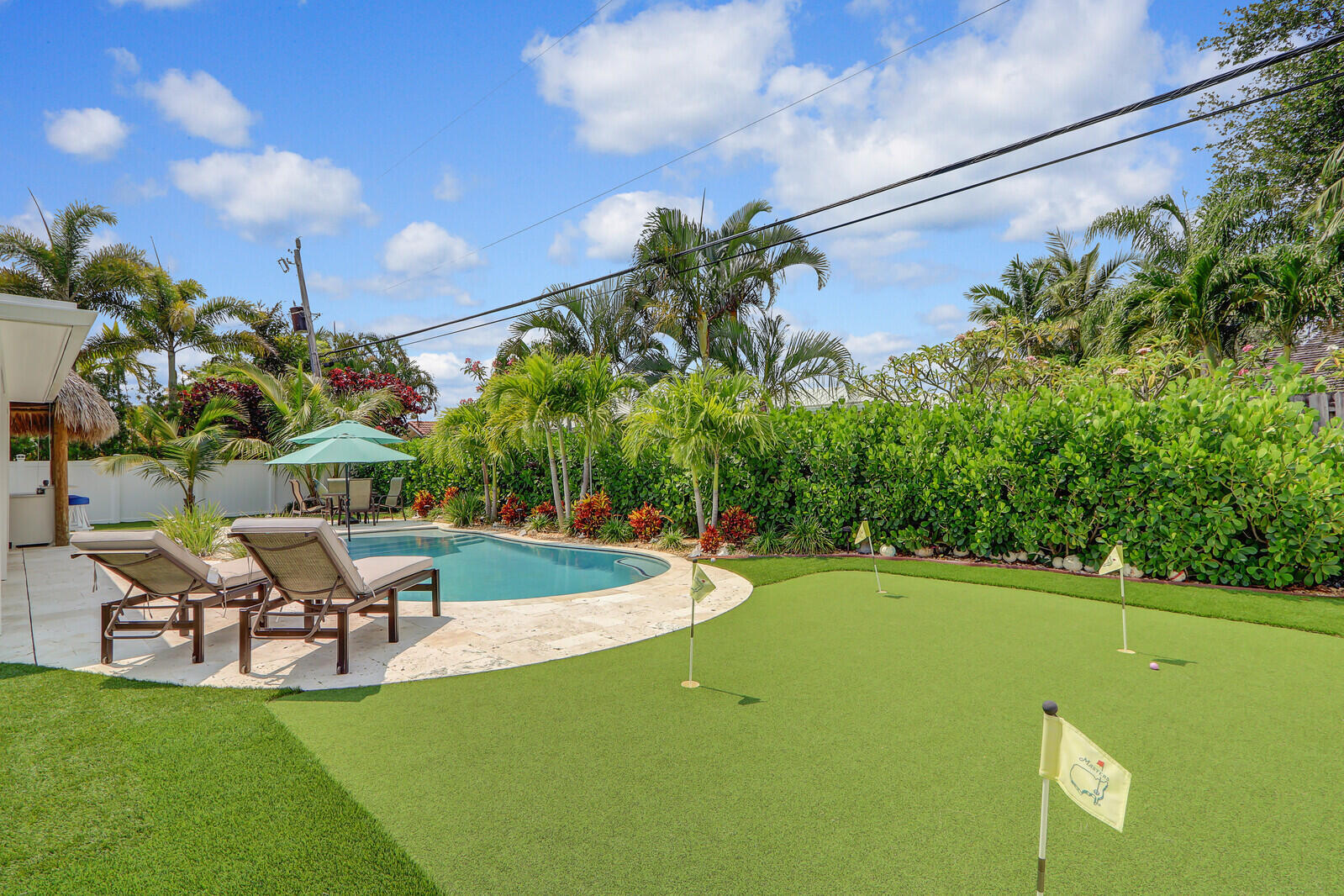 27 WILLOW, Tequesta FL 33469