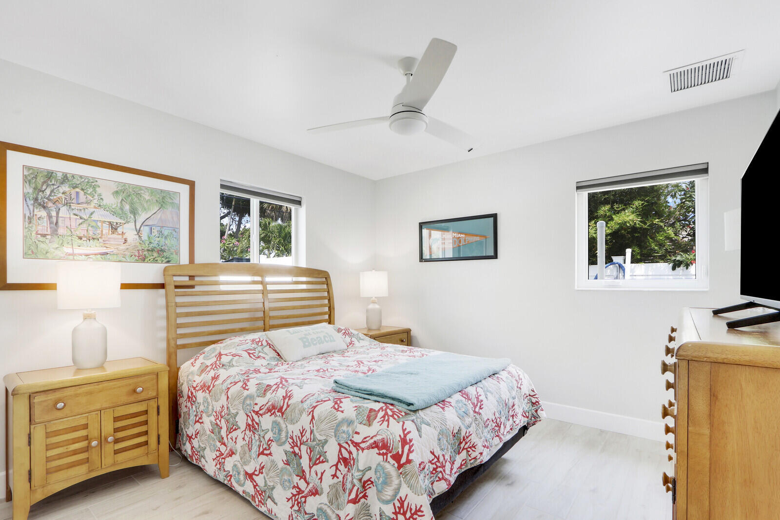 27 WILLOW, Tequesta FL 33469