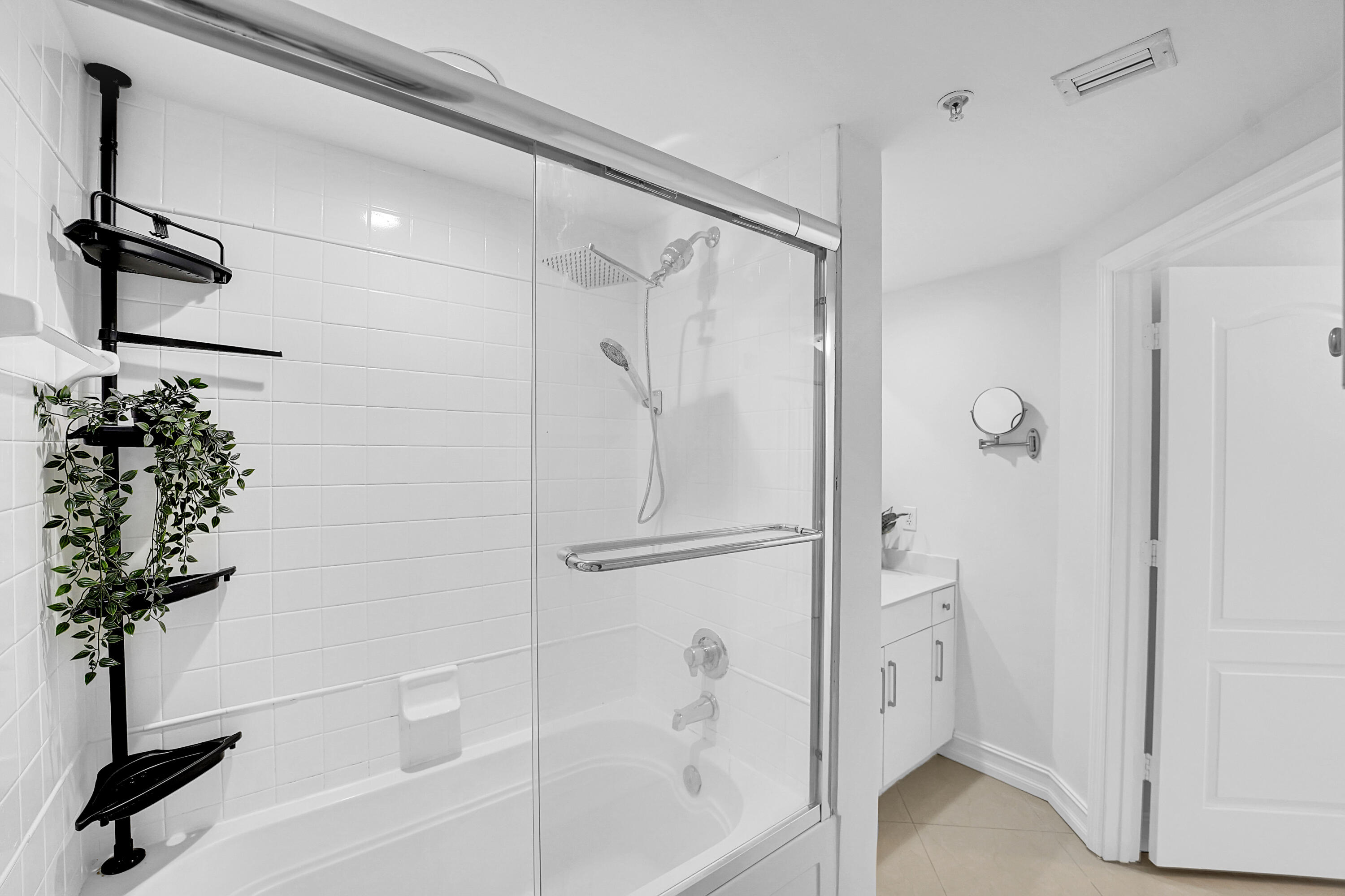 110 N Federal #1410, Fort Lauderdale FL 33301