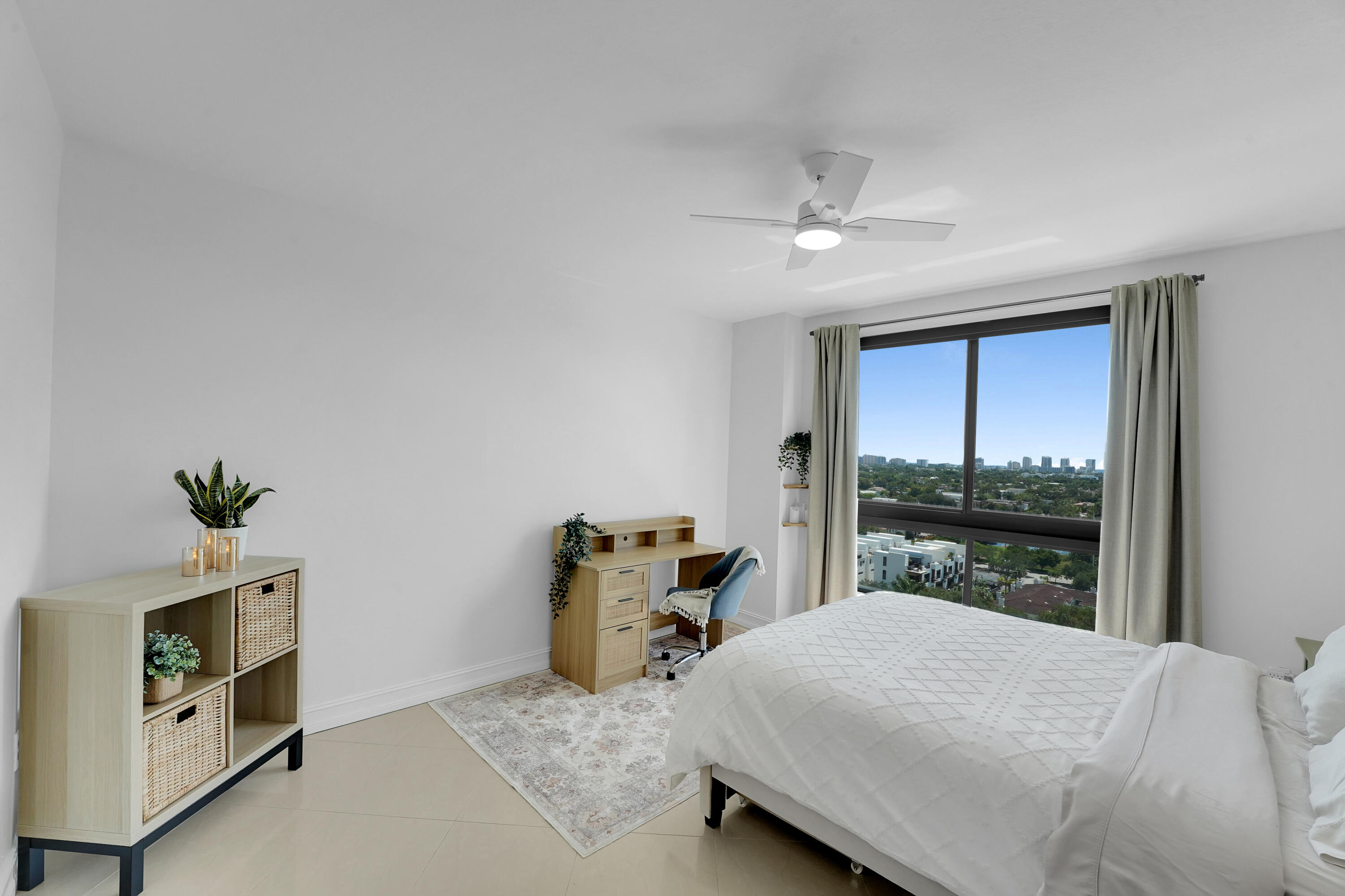 110 N Federal #1410, Fort Lauderdale FL 33301