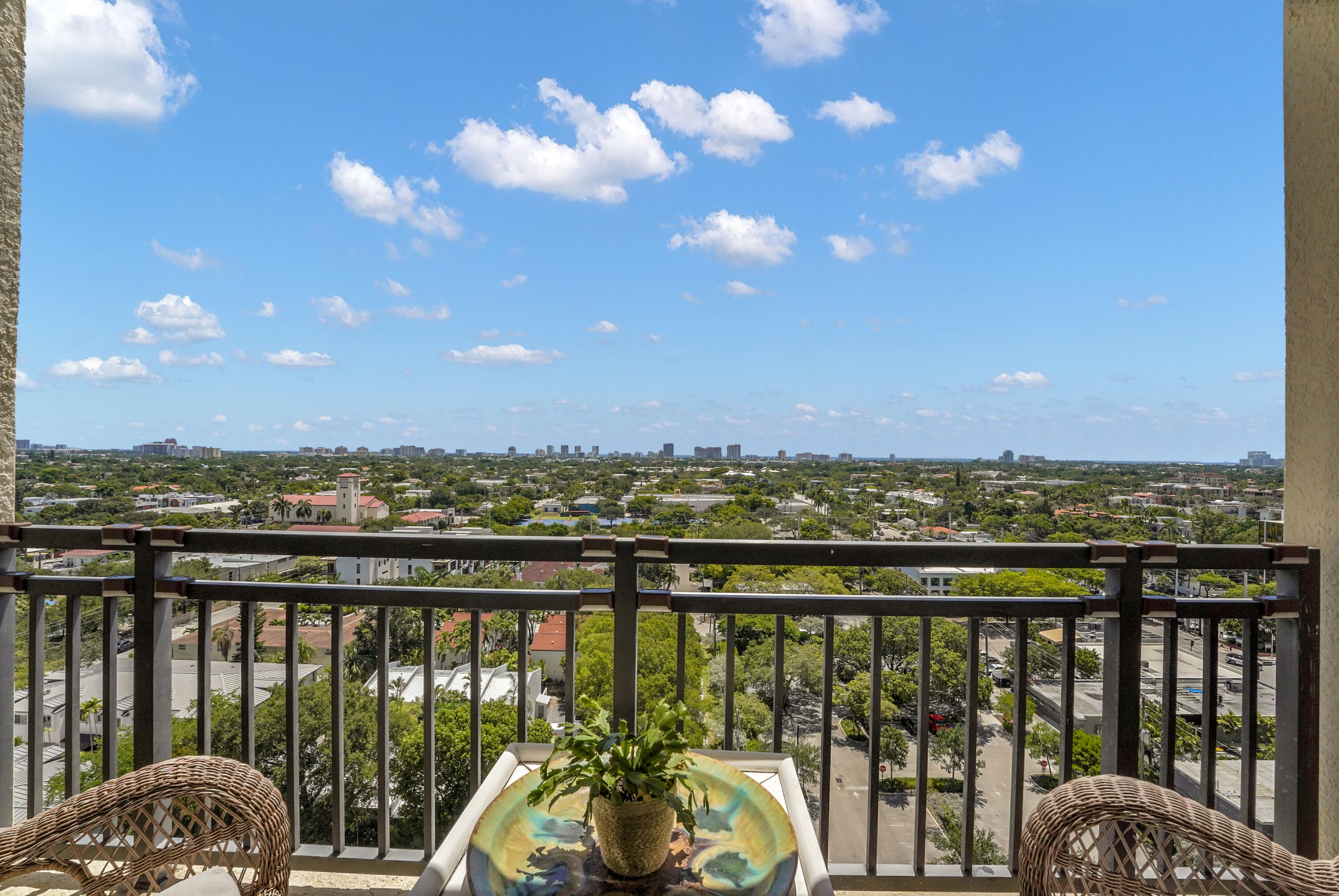 110 N Federal #1410, Fort Lauderdale FL 33301