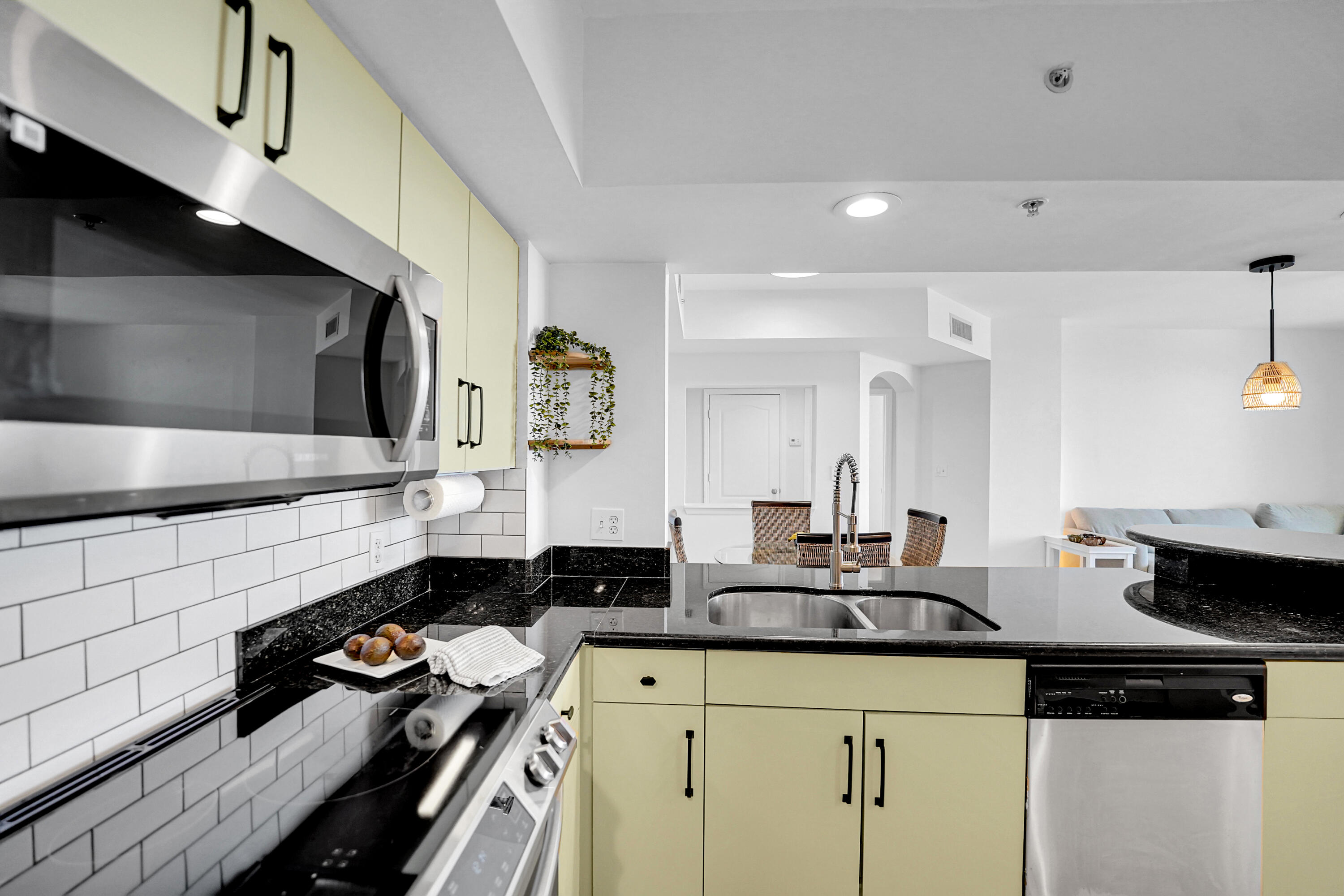 110 N Federal #1410, Fort Lauderdale FL 33301