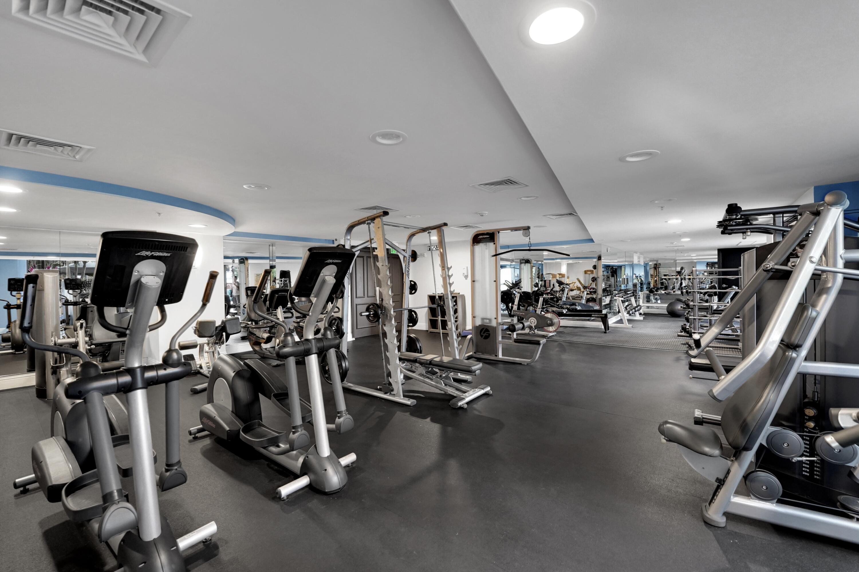 110 N Federal #1410, Fort Lauderdale FL 33301