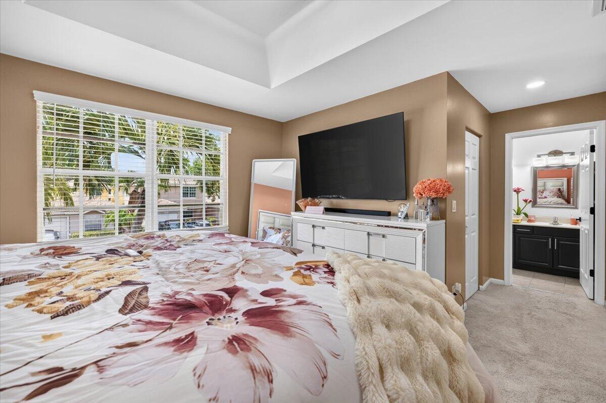 3367 COMMODORE, West Palm Beach FL 33411