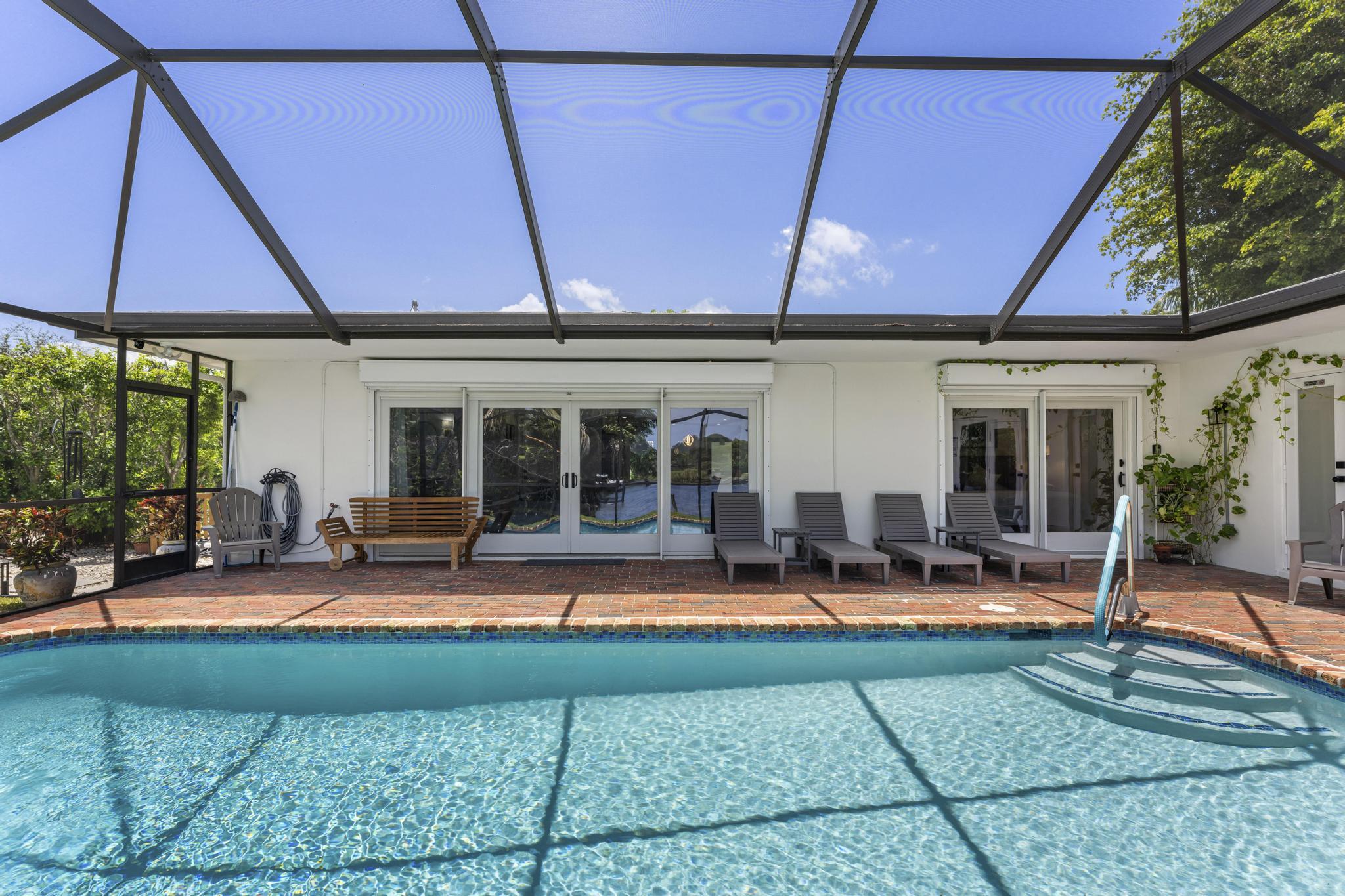 8416 Pine Tree, Lake Clarke Shores FL 33406