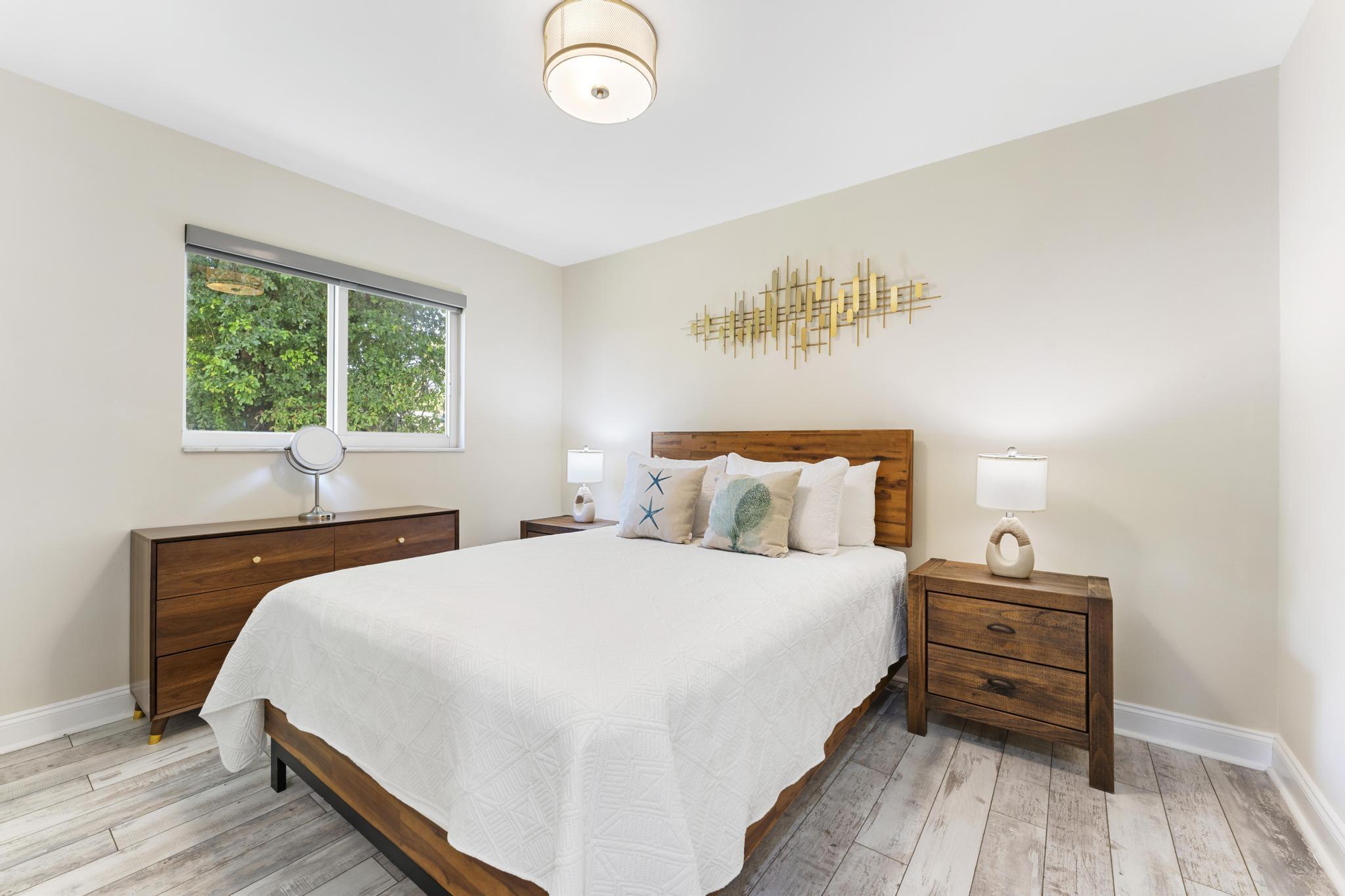 8416 Pine Tree, Lake Clarke Shores FL 33406