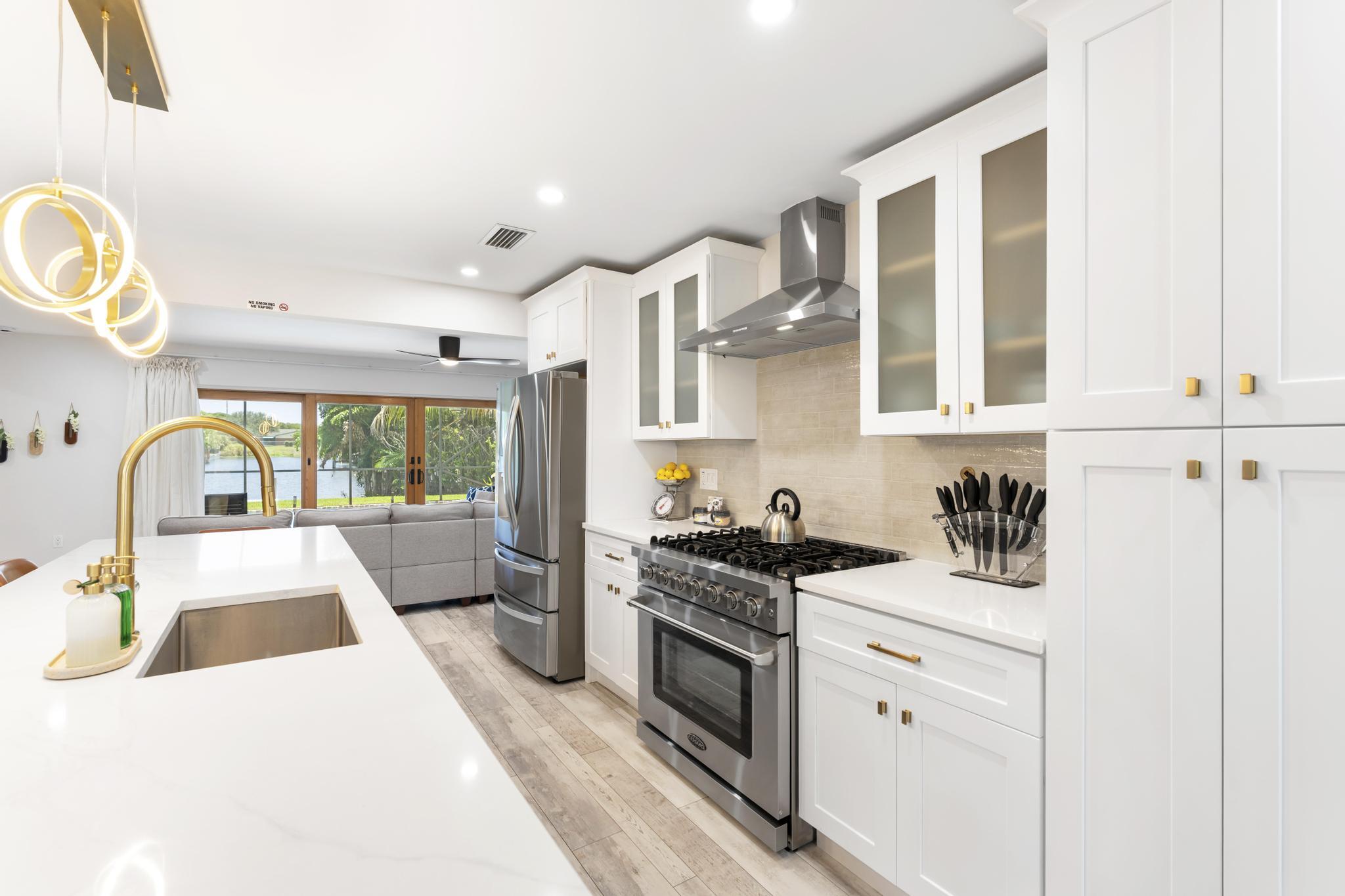 8416 Pine Tree, Lake Clarke Shores FL 33406