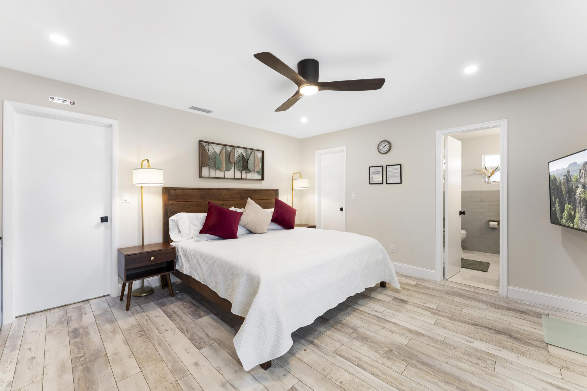 8416 Pine Tree, Lake Clarke Shores FL 33406