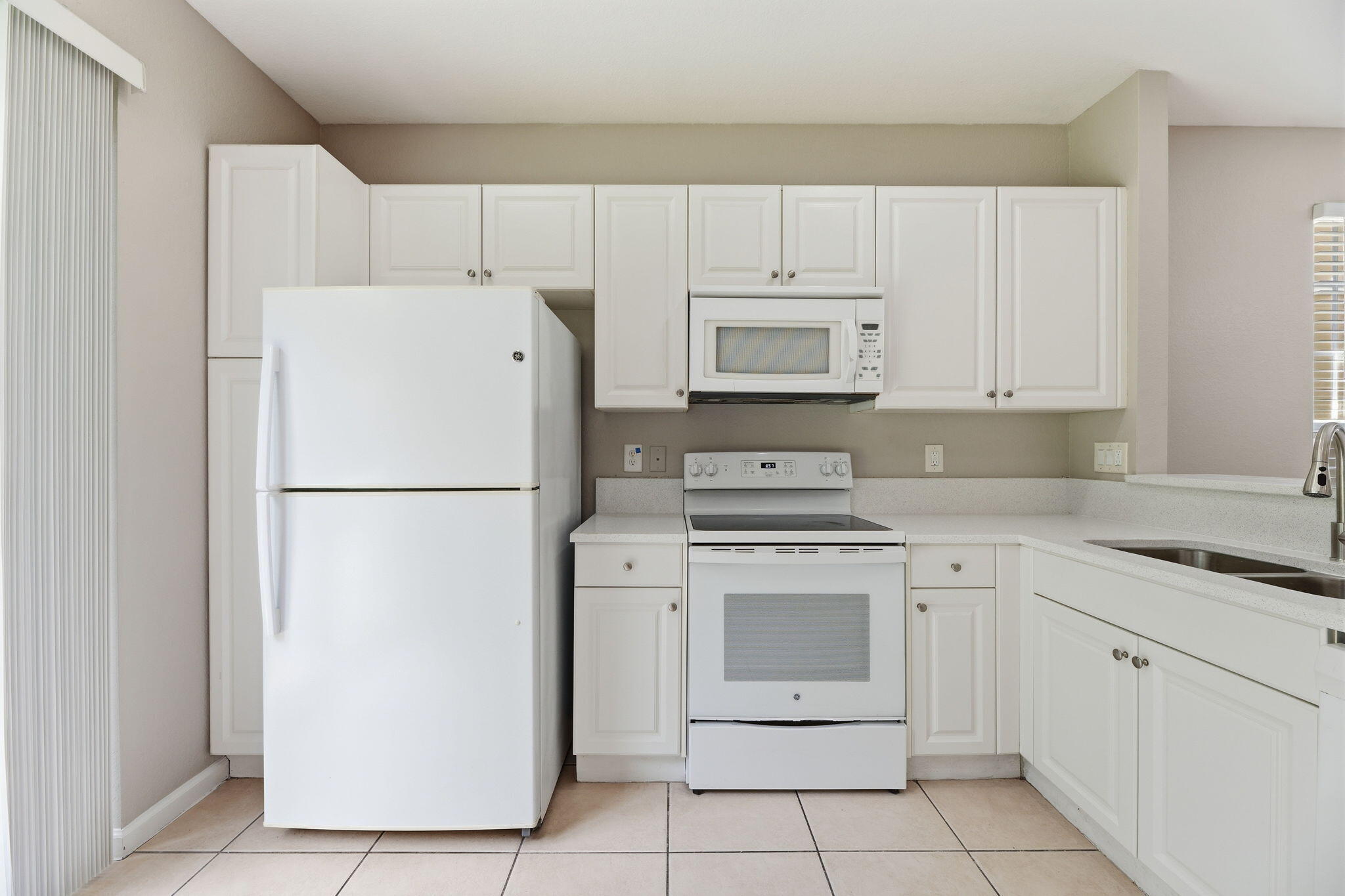 3209 NW 33rd, Oakland Park FL 33309
