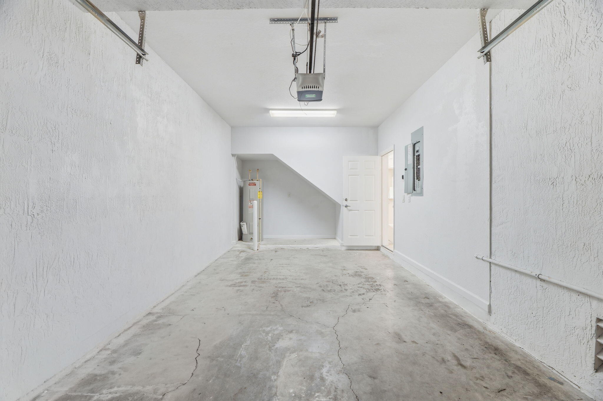 3209 NW 33rd, Oakland Park FL 33309