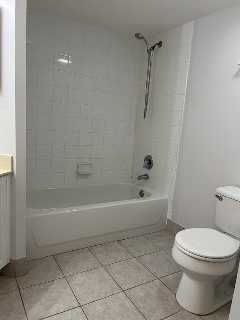 1200 Crestwood #1206, Royal Palm Beach FL 33411