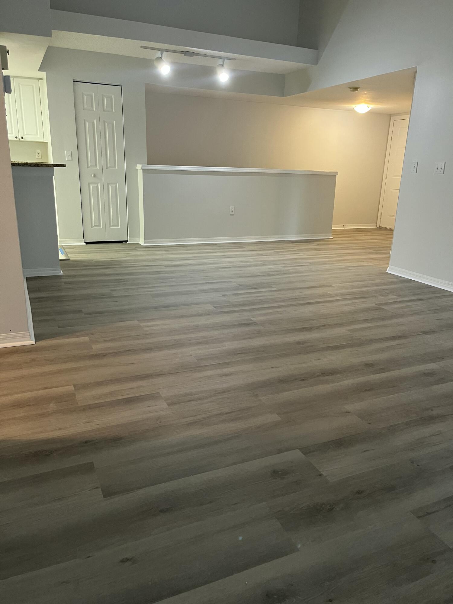 1200 Crestwood #1206, Royal Palm Beach FL 33411