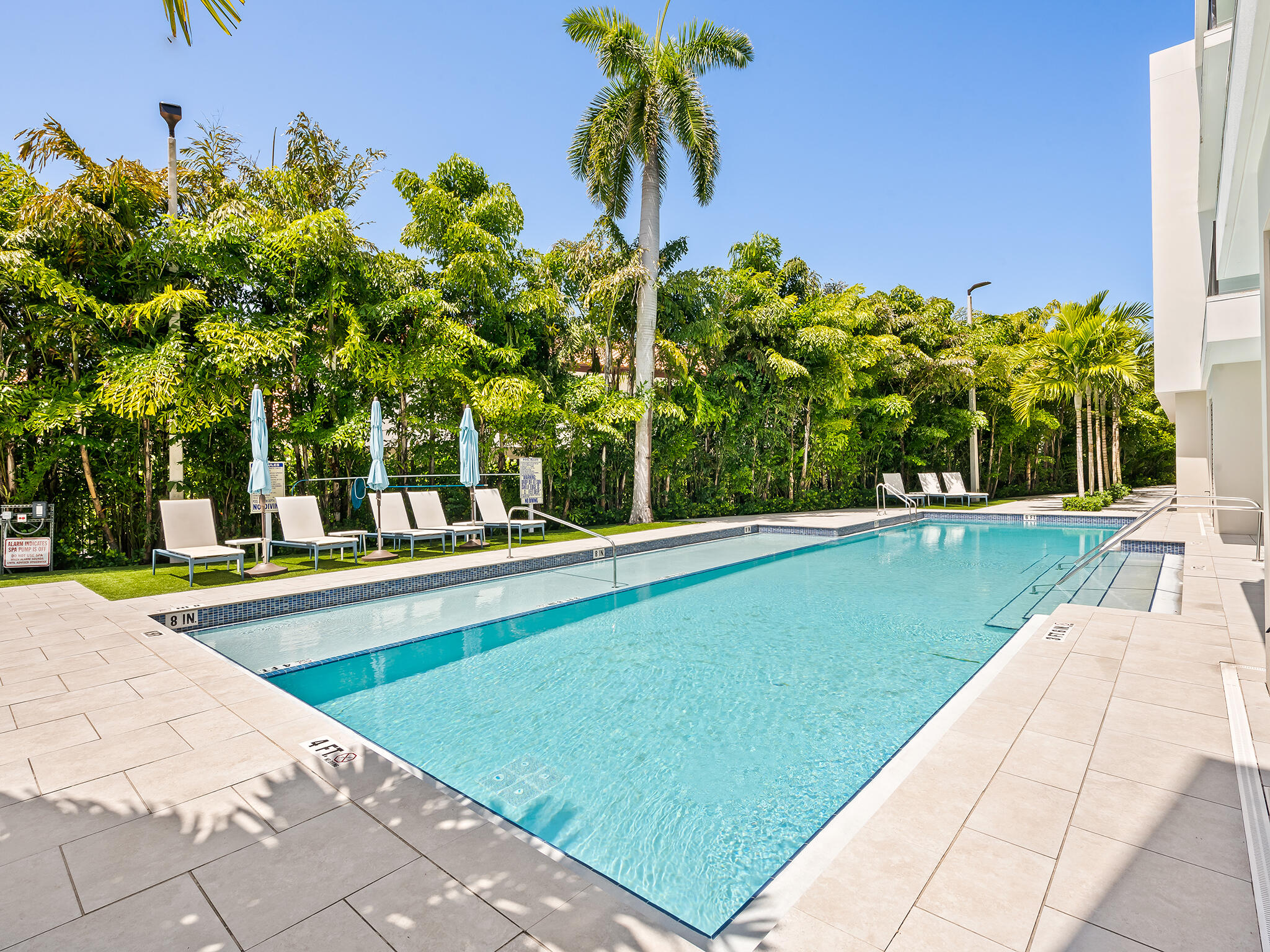 1177 George Bush #207, Delray Beach FL 33483