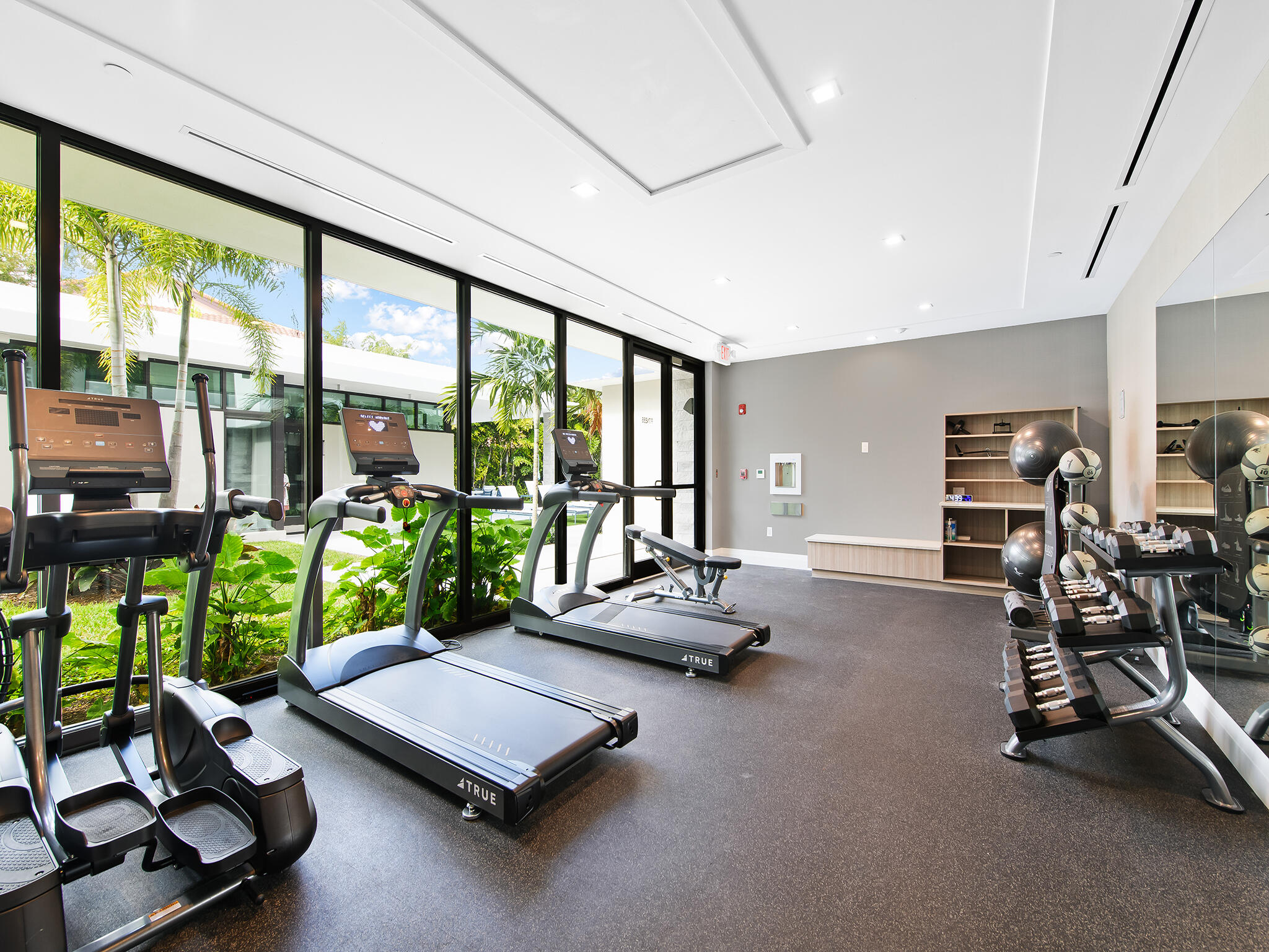 1177 George Bush #207, Delray Beach FL 33483
