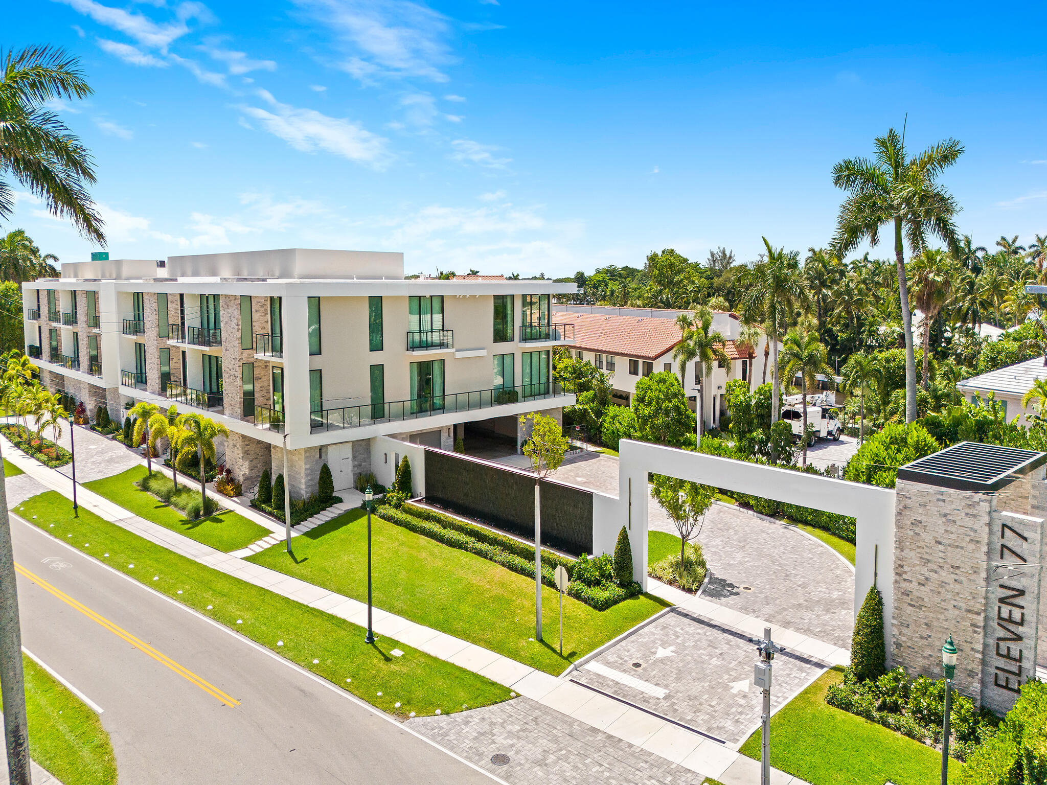 1177 George Bush #207, Delray Beach FL 33483