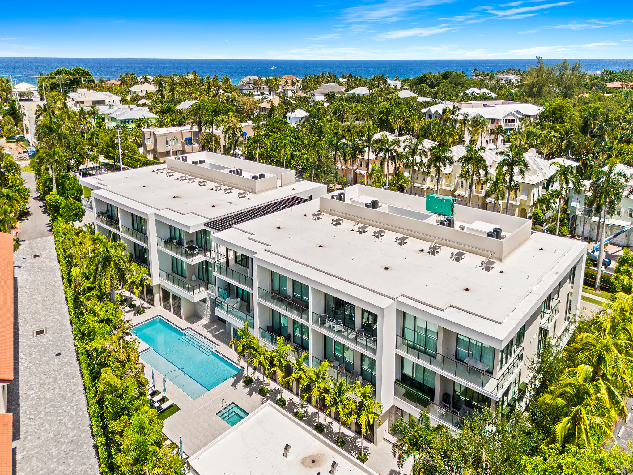 1177 George Bush #207, Delray Beach FL 33483