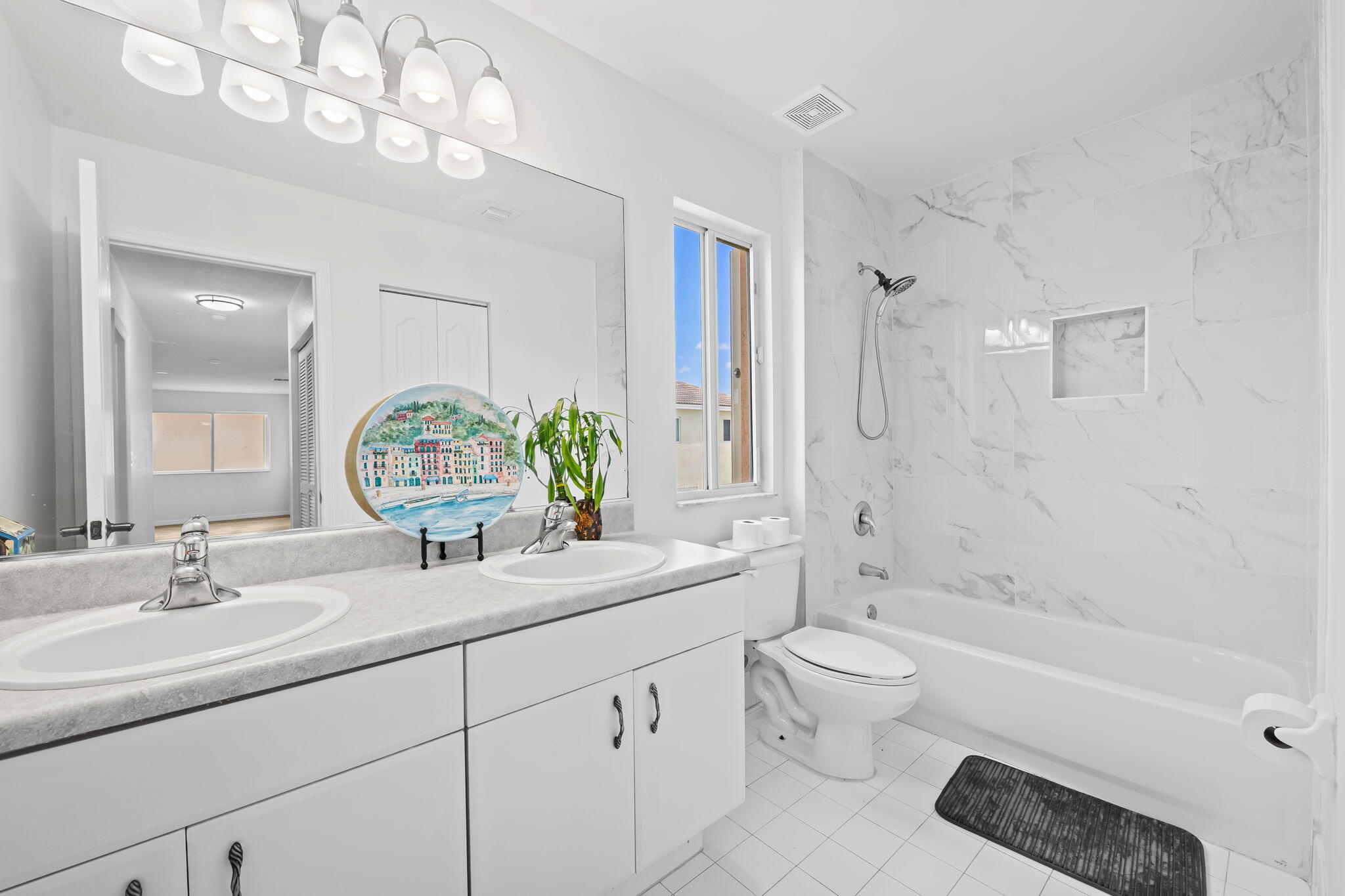 19389 SW 64th, Pembroke Pines FL 33332