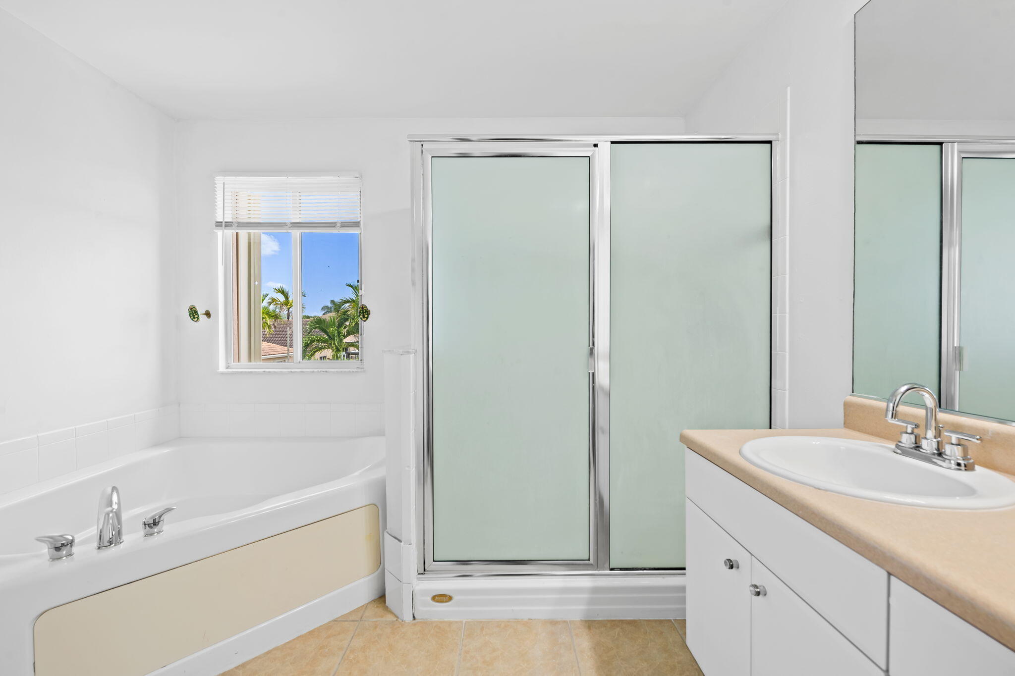 19389 SW 64th, Pembroke Pines FL 33332