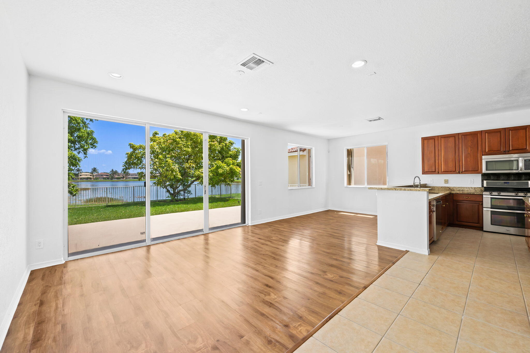 19389 SW 64th, Pembroke Pines FL 33332