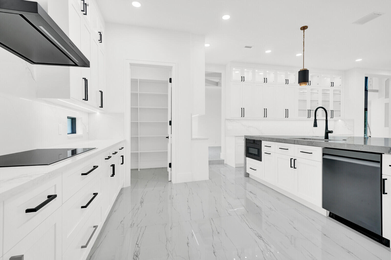 6041 NW 84th, Parkland FL 33067