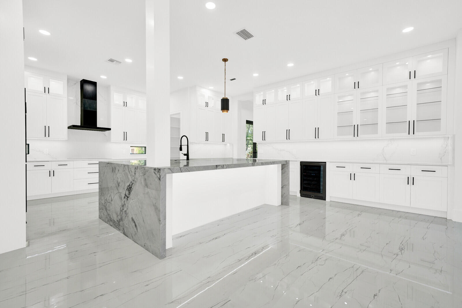 6041 NW 84th, Parkland FL 33067