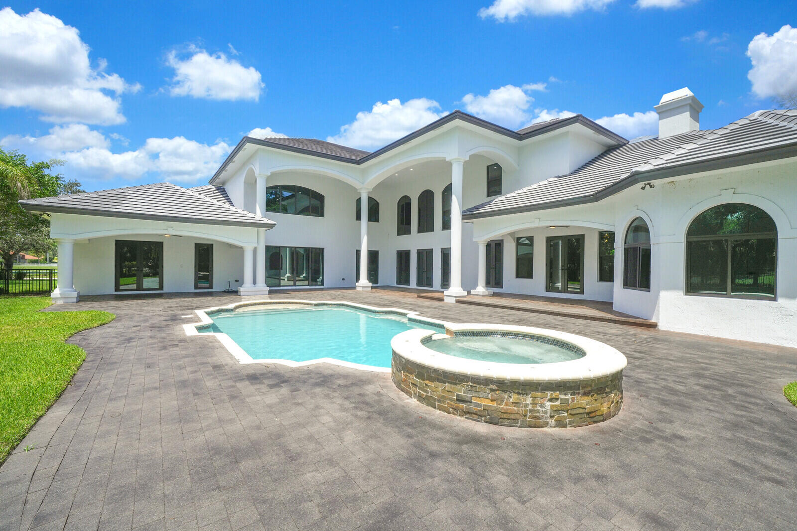 6041 NW 84th, Parkland FL 33067