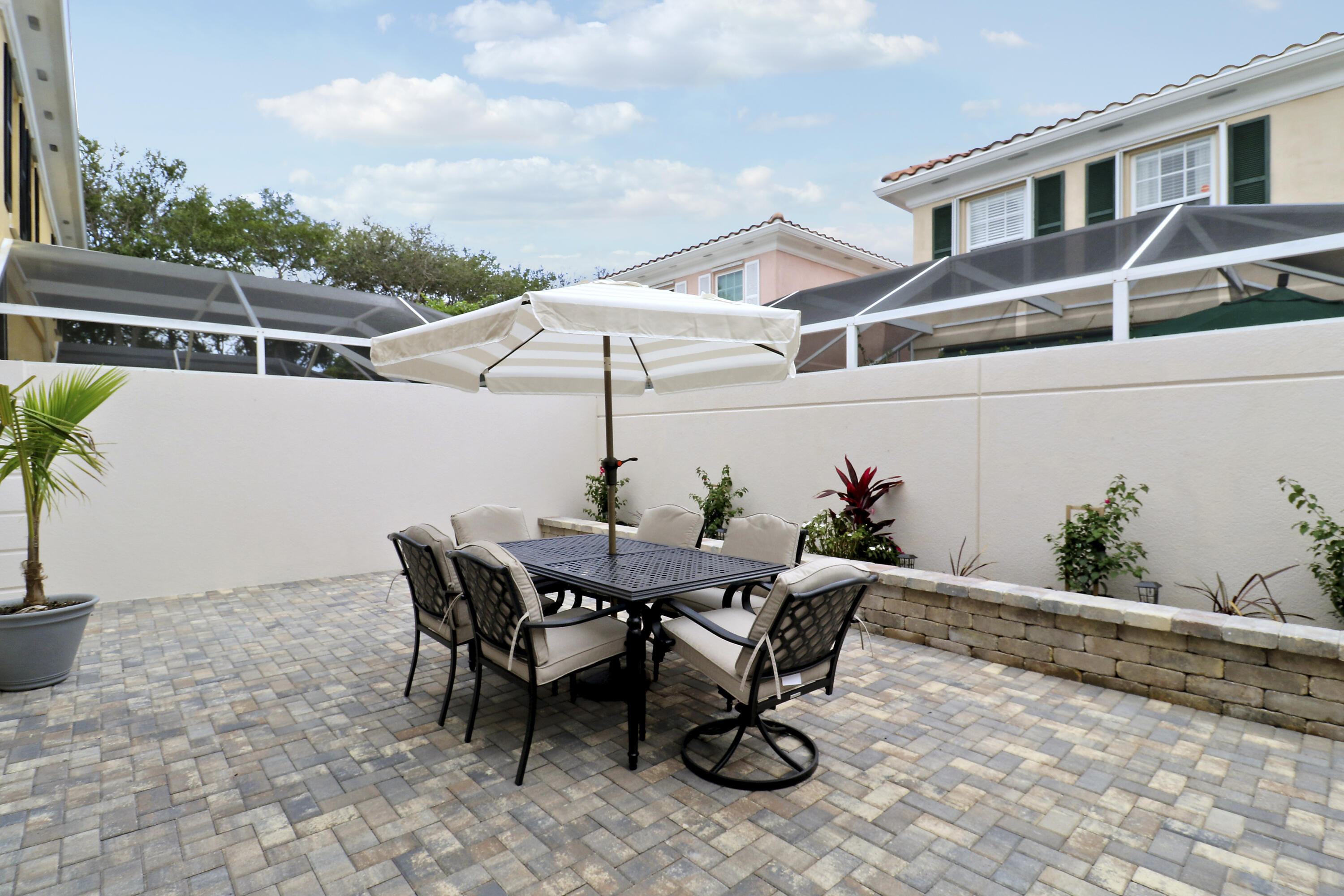 73 Laurel Oaks, Jupiter FL 33469
