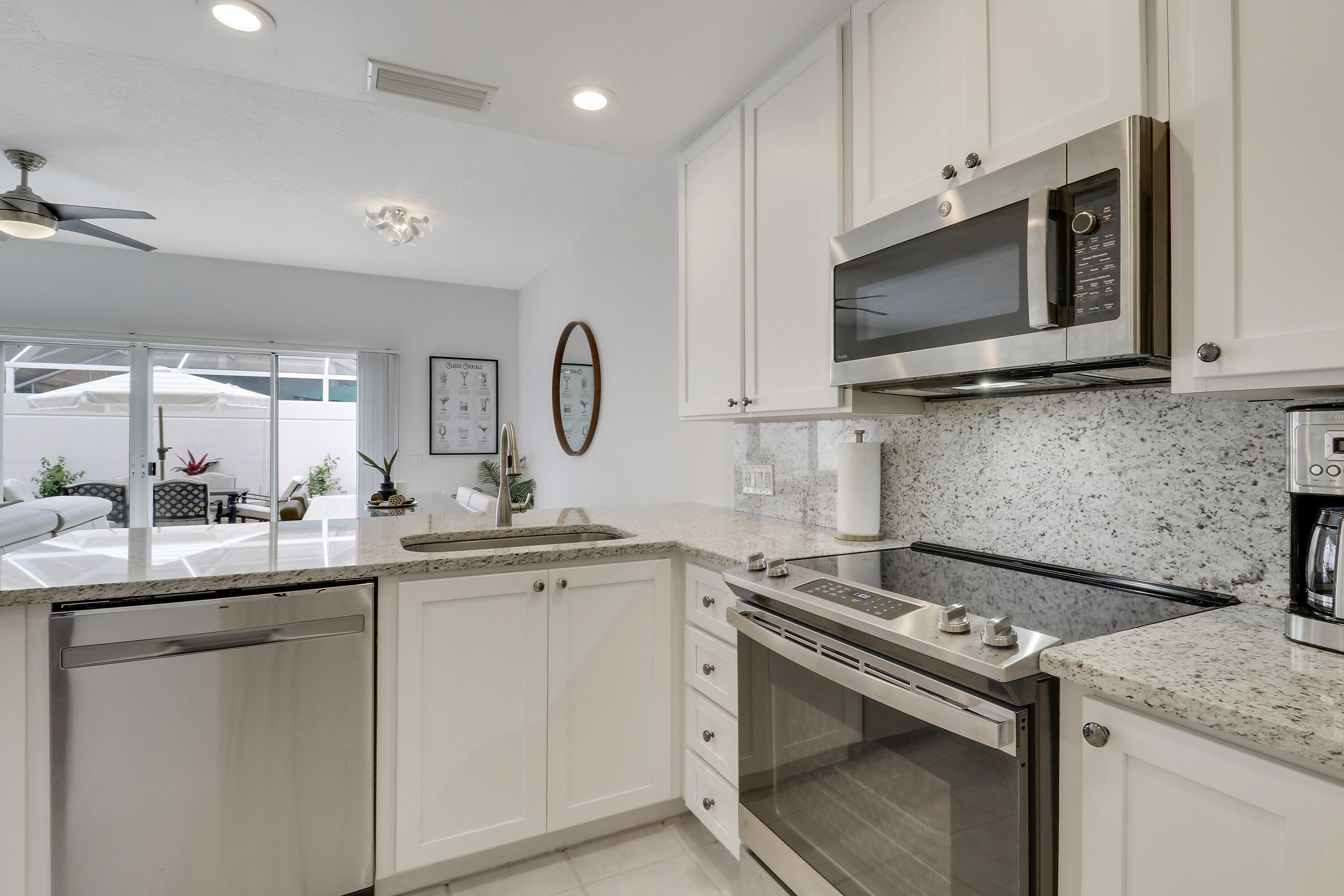 73 Laurel Oaks, Jupiter FL 33469