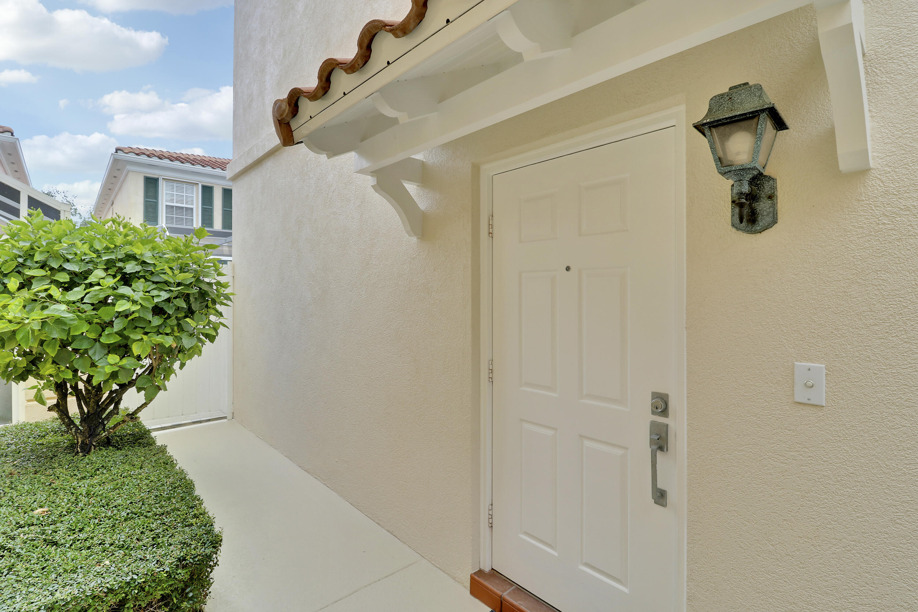 73 Laurel Oaks, Jupiter FL 33469