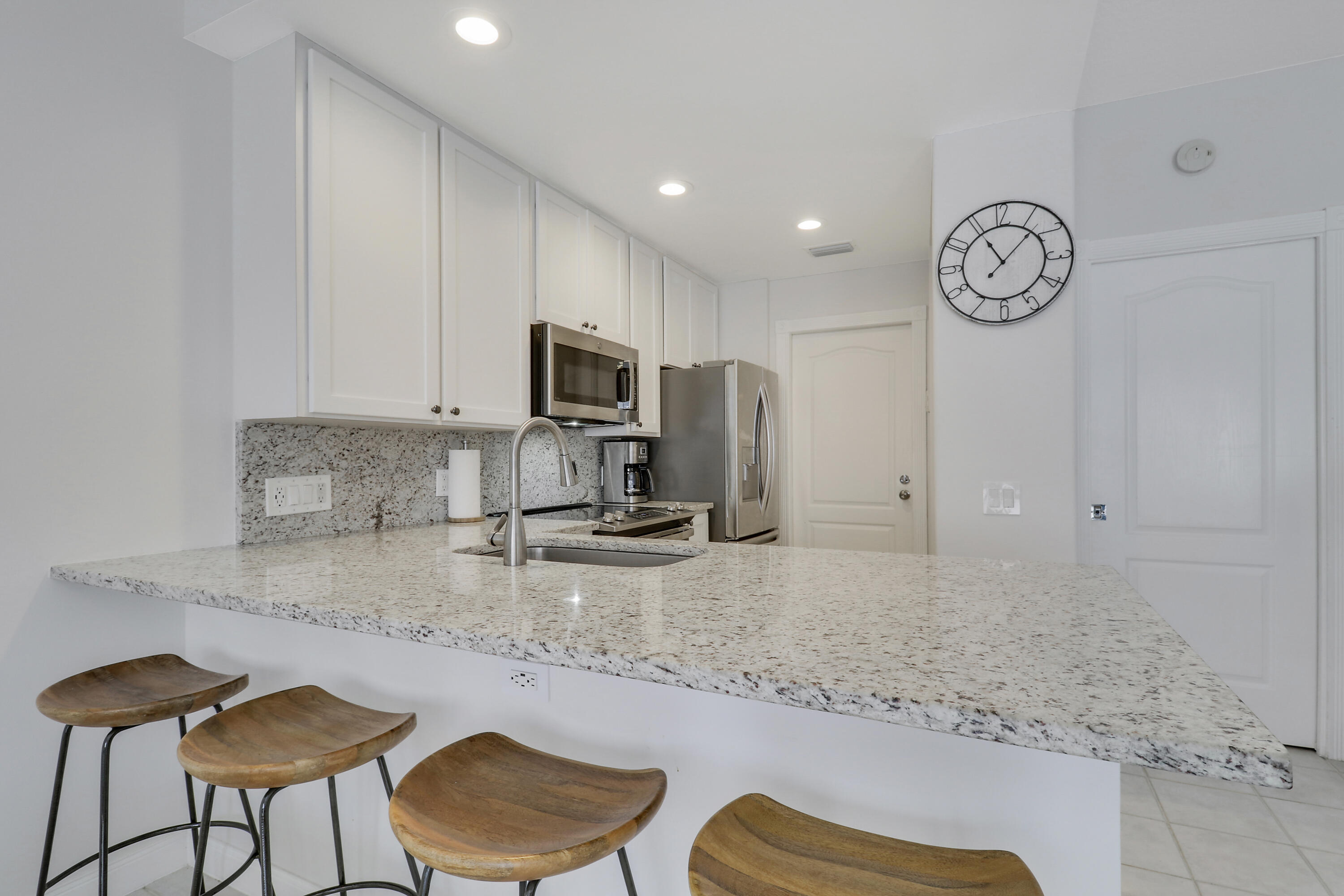 73 Laurel Oaks, Jupiter FL 33469