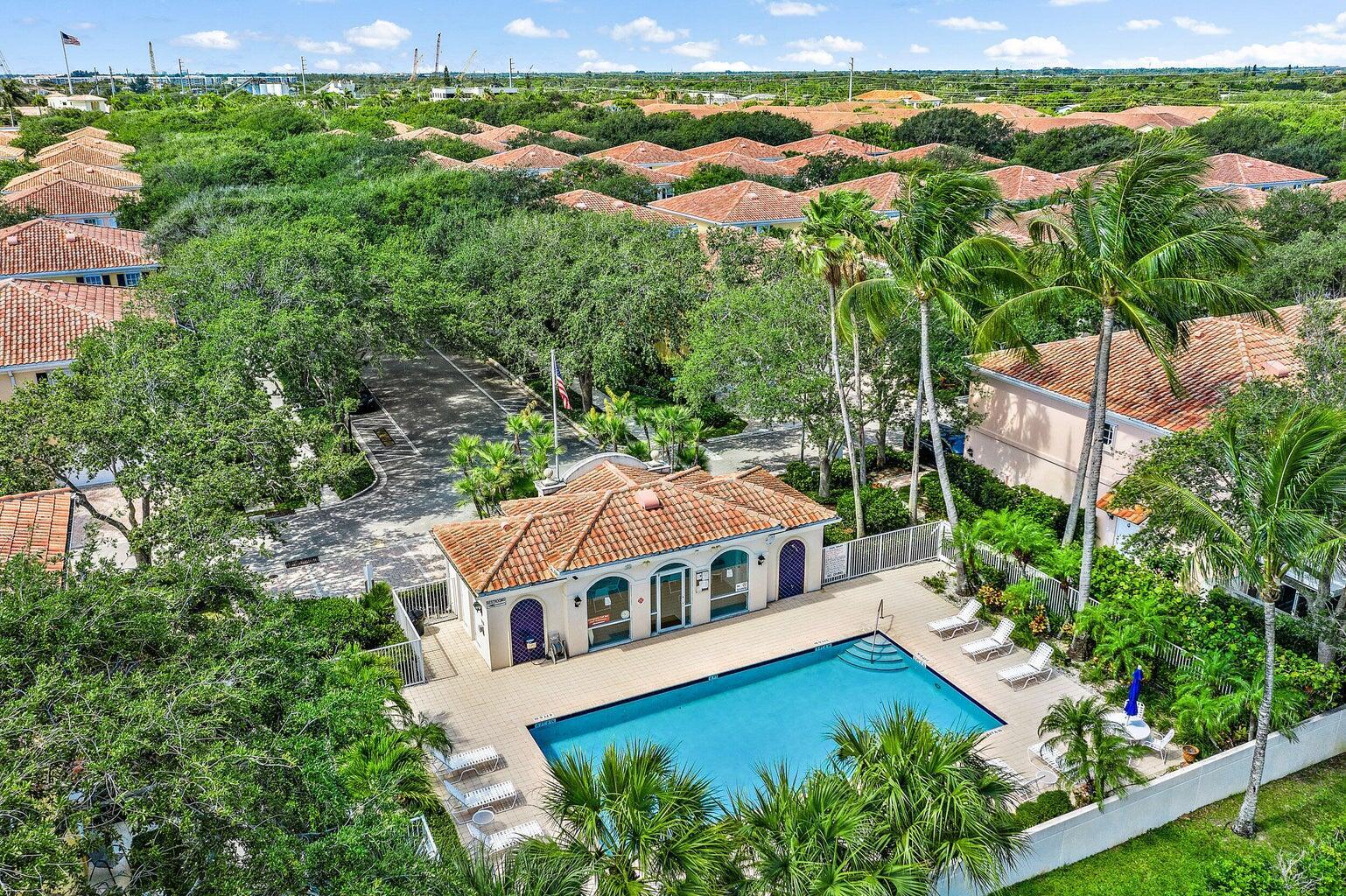 73 Laurel Oaks, Jupiter FL 33469