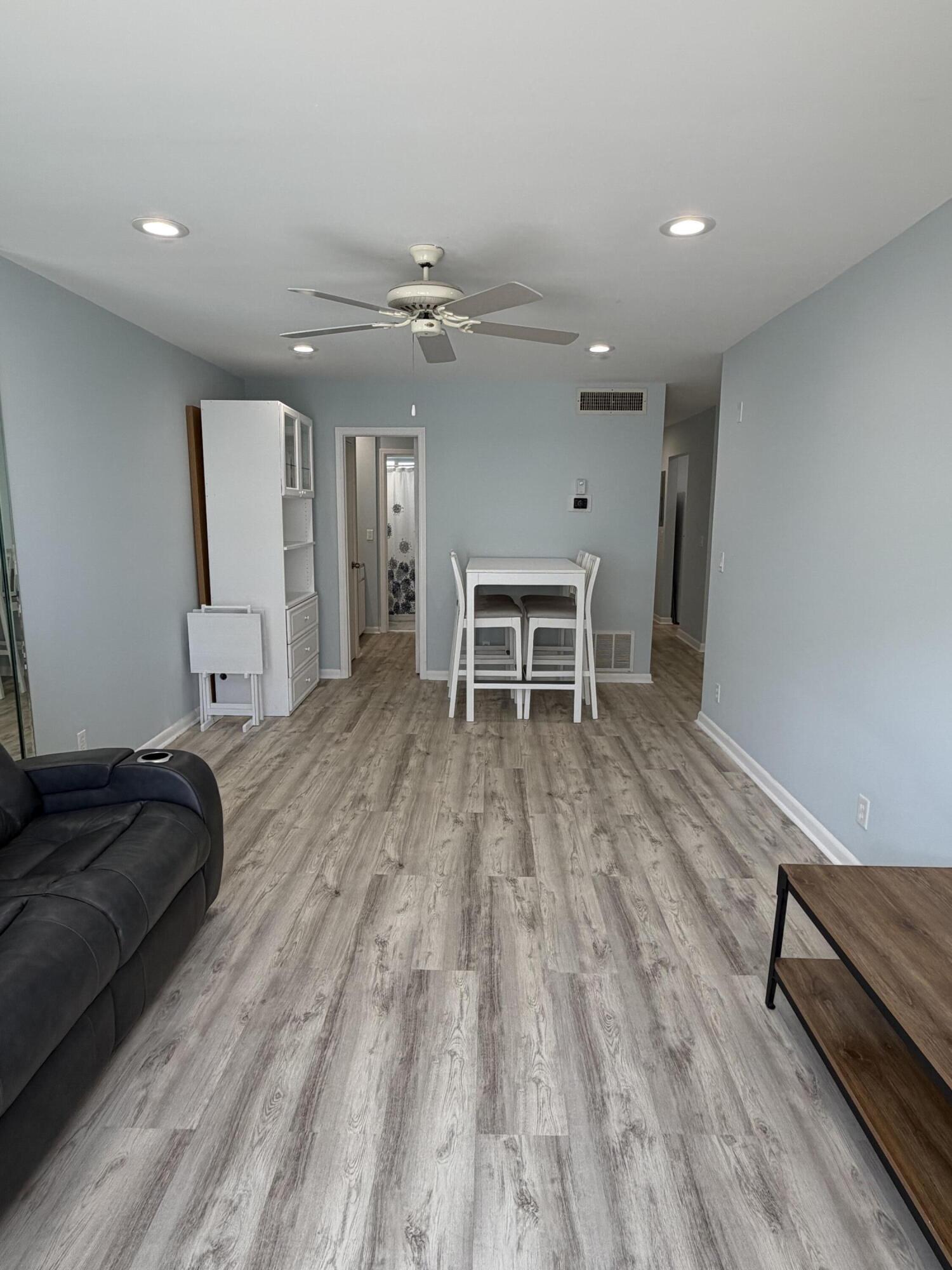 3851 N OCEAN #202, Gulf Stream FL 33483