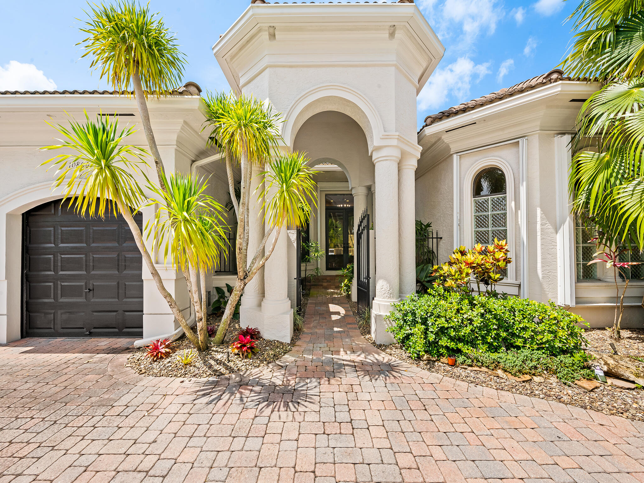 10800 Blue Palm, Plantation FL 33324