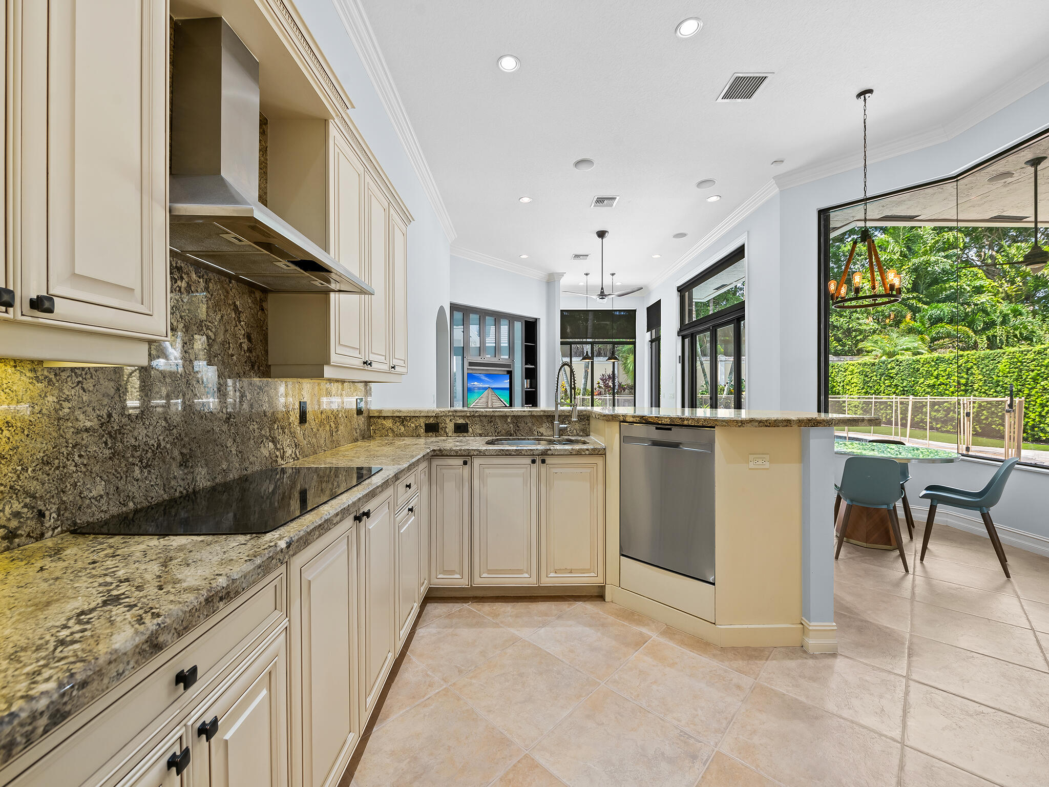10800 Blue Palm, Plantation FL 33324